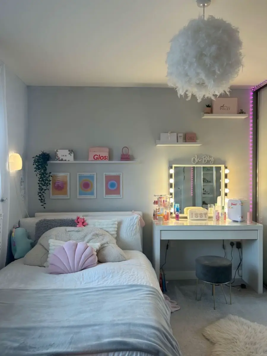 𐐪🍄𐑂˚  Dreamy room, Indie room, Room inspiration bedroom