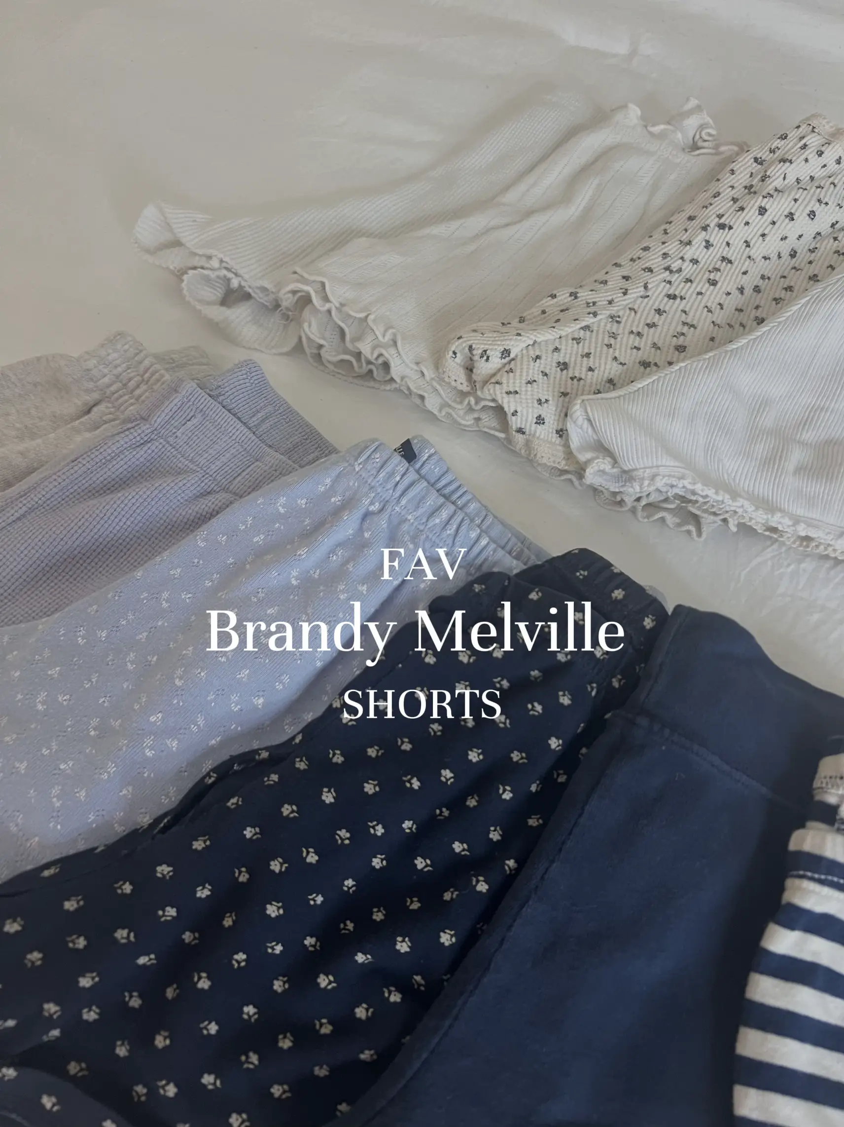 brandy melville underwear set of 3 (3rd on second - Depop