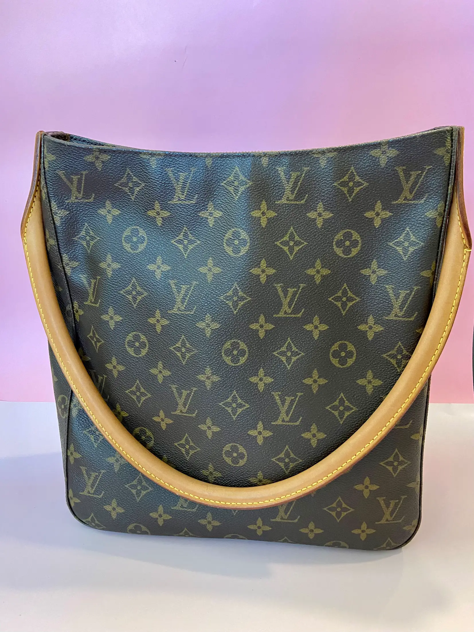 Looping Bag, Gallery posted by Luxe Reloved