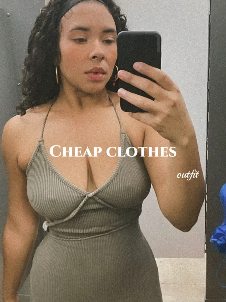 Cheap clothes แกลเลอรีที่โพสต์โดย Gothamook Lemon8