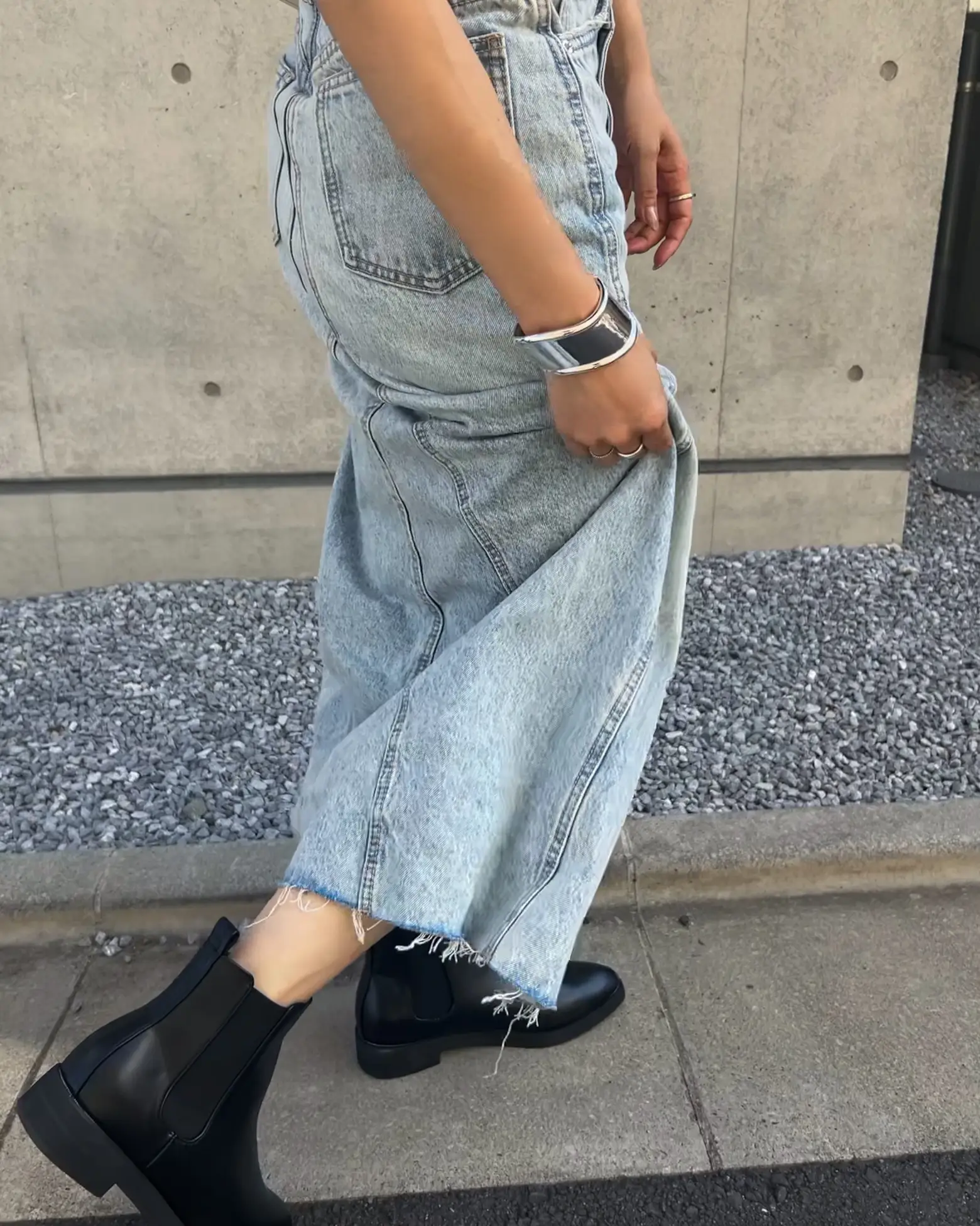 ZARA 】 Design Denim Skirt with Boots 🍂 Autumn | Gallery posted