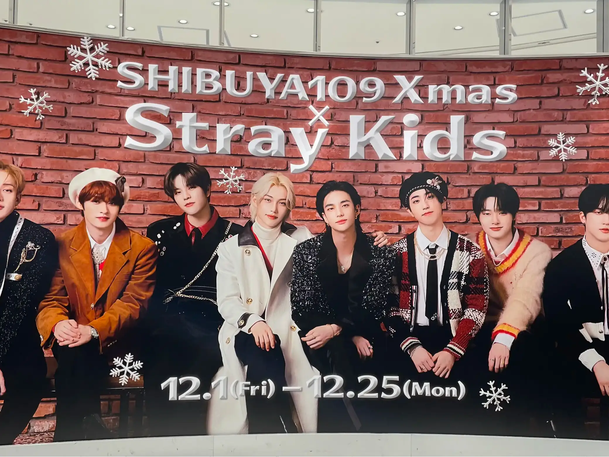 ブランドおしゃれ Stray Kids 缶バッジ フィリックス 缶バッジ Xmas