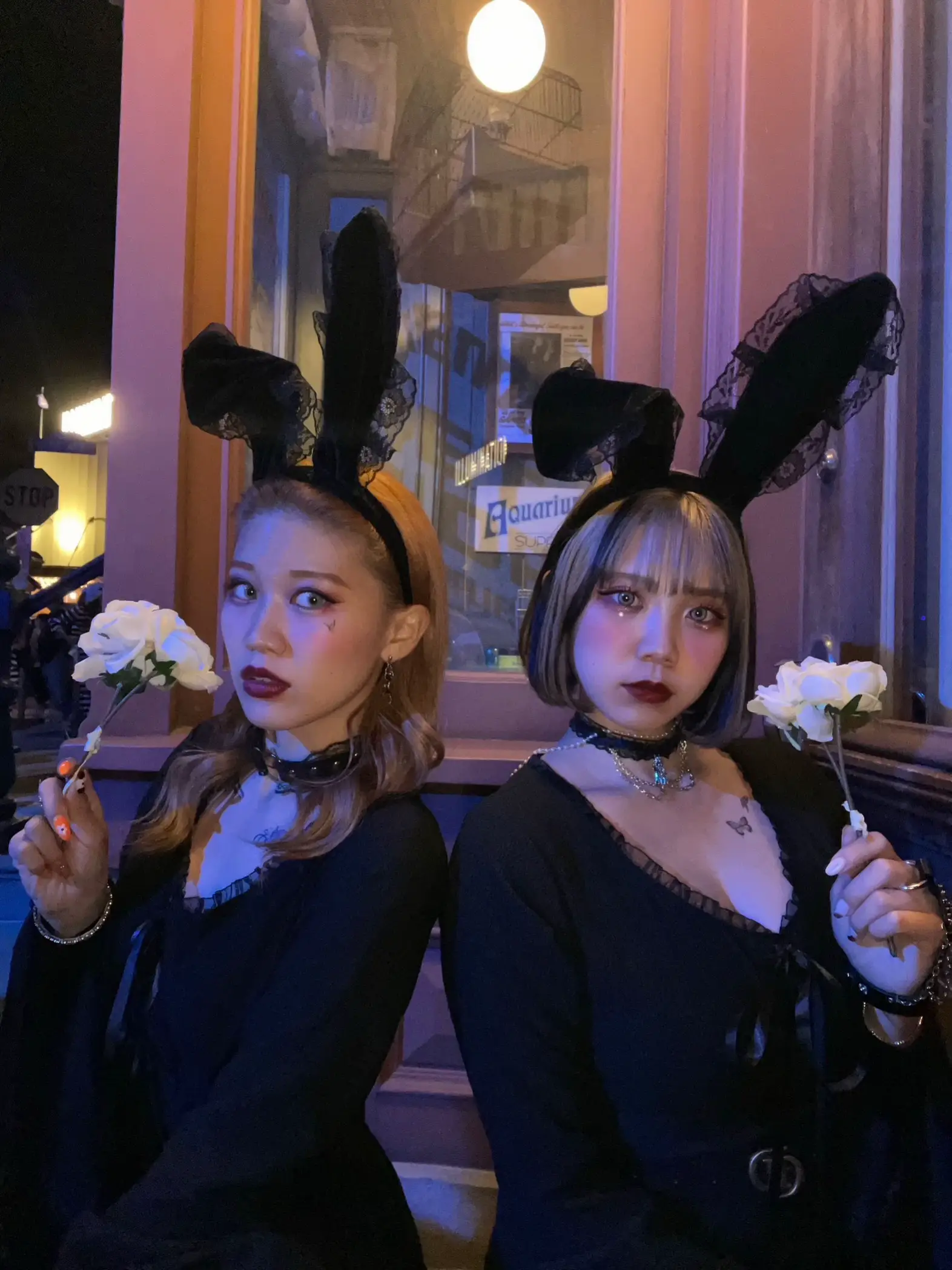 ハロウィンコスプレ🐰🖤 | Honokaが投稿したフォトブック | Lemon8