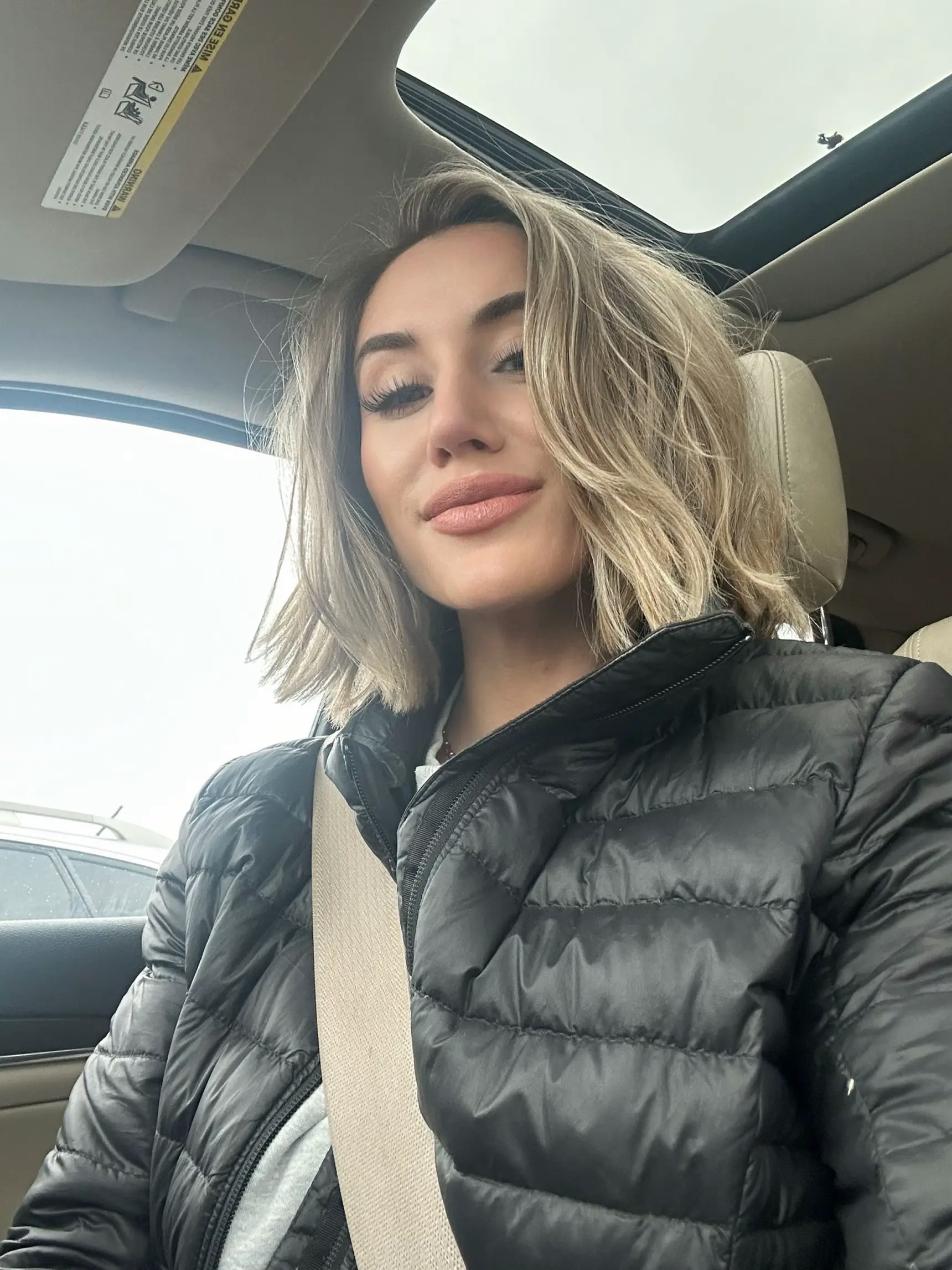 long-bob-haircut-blonde-short-hair-style-heart