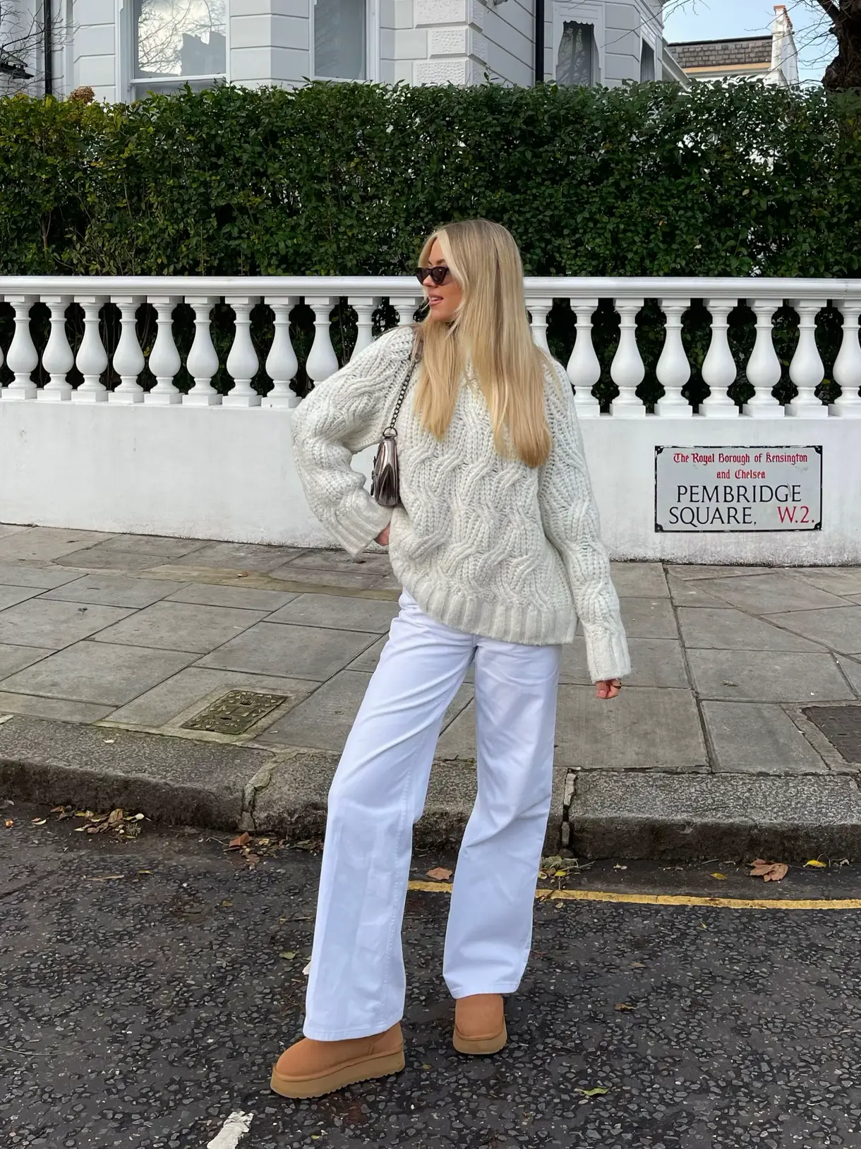 STYLING: WHITE JEANS 🤍, Gallery posted by maia_andrews