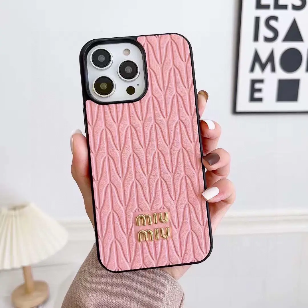 miu miu ミュウミュウ iPhone7 / 8 アイフォン ケース - スマホ 