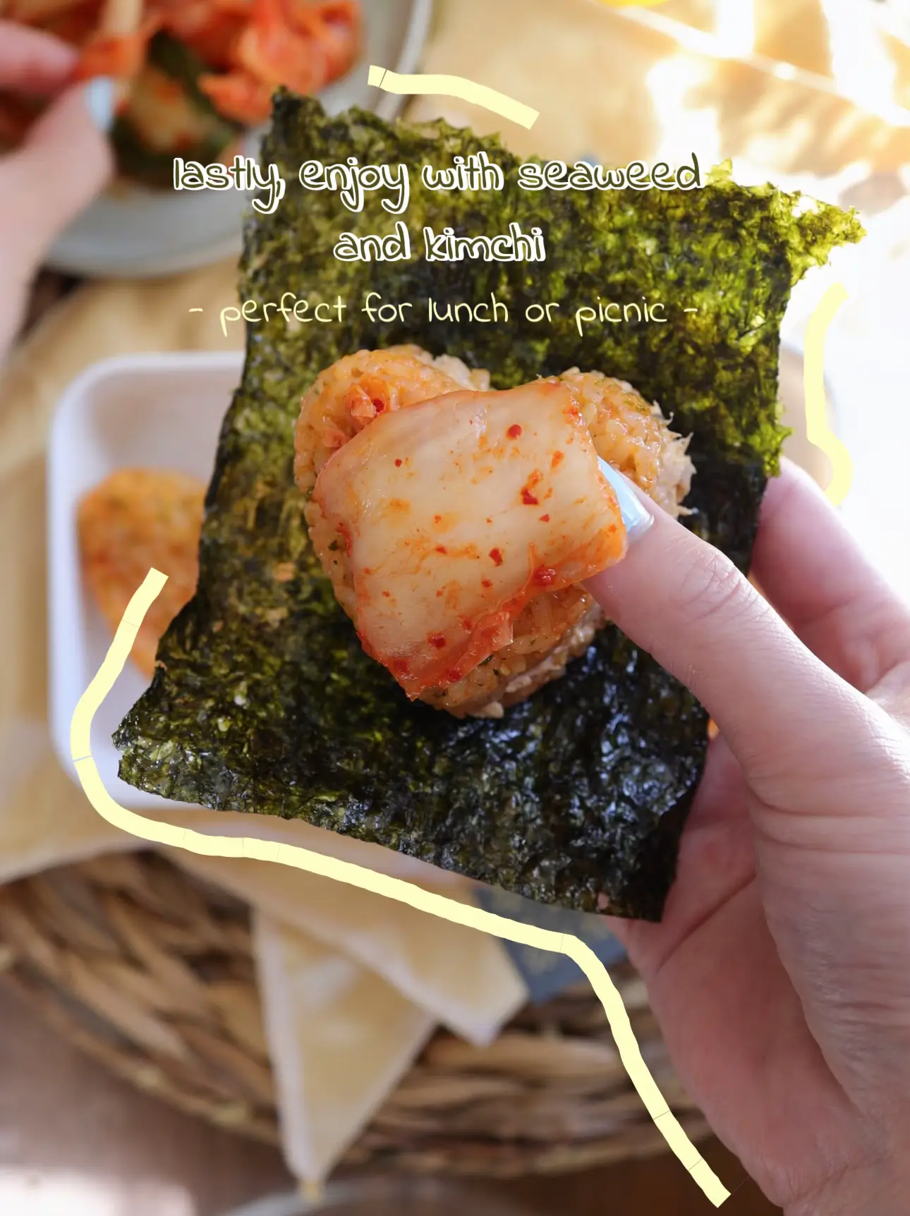 Spicy Tuna Yaki Onigiri with Kimchi - That Cute Dish!