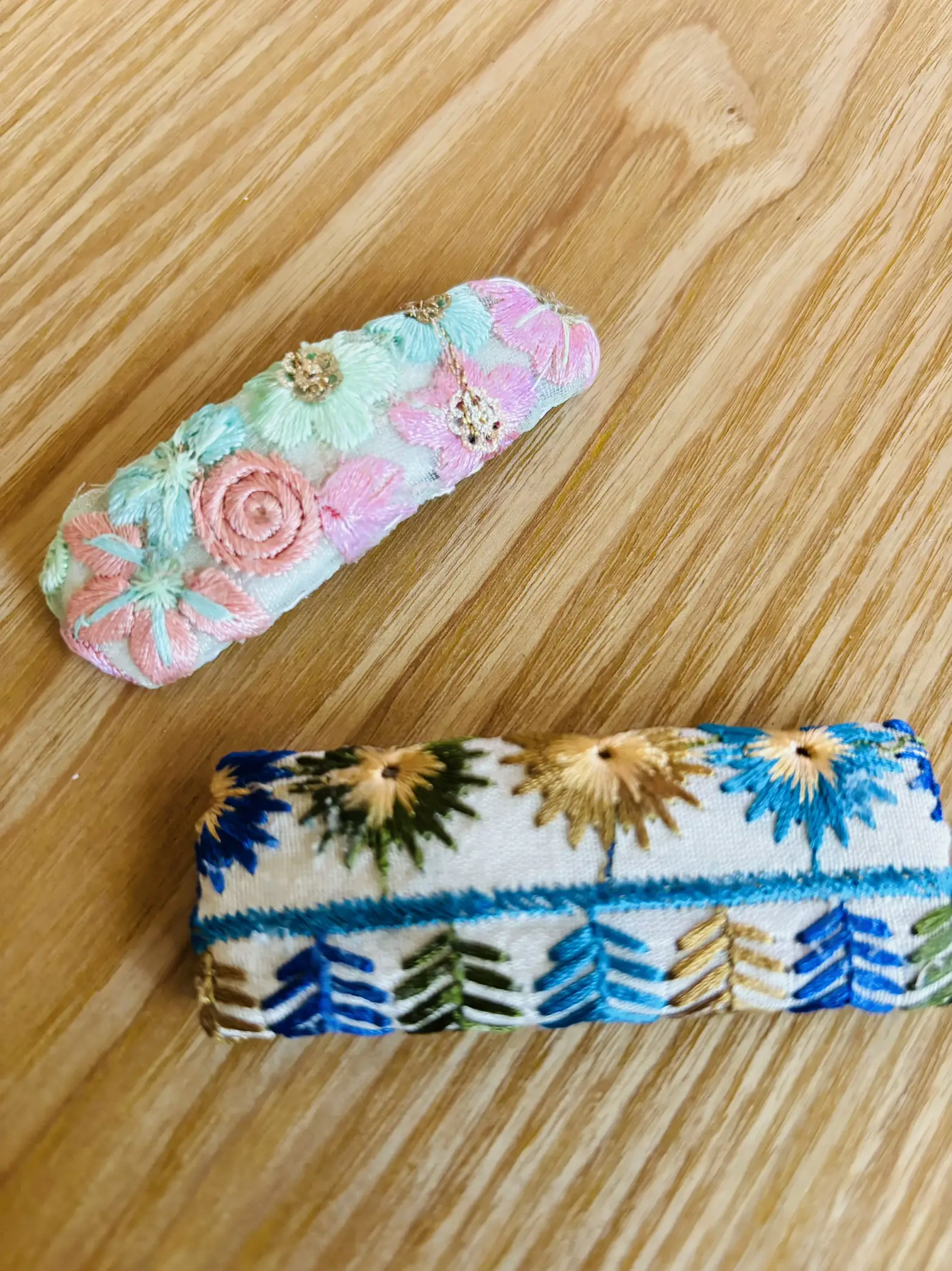 129】リバティプリント使用 ハンドメイド オーバルパッチンピン ヘアピン