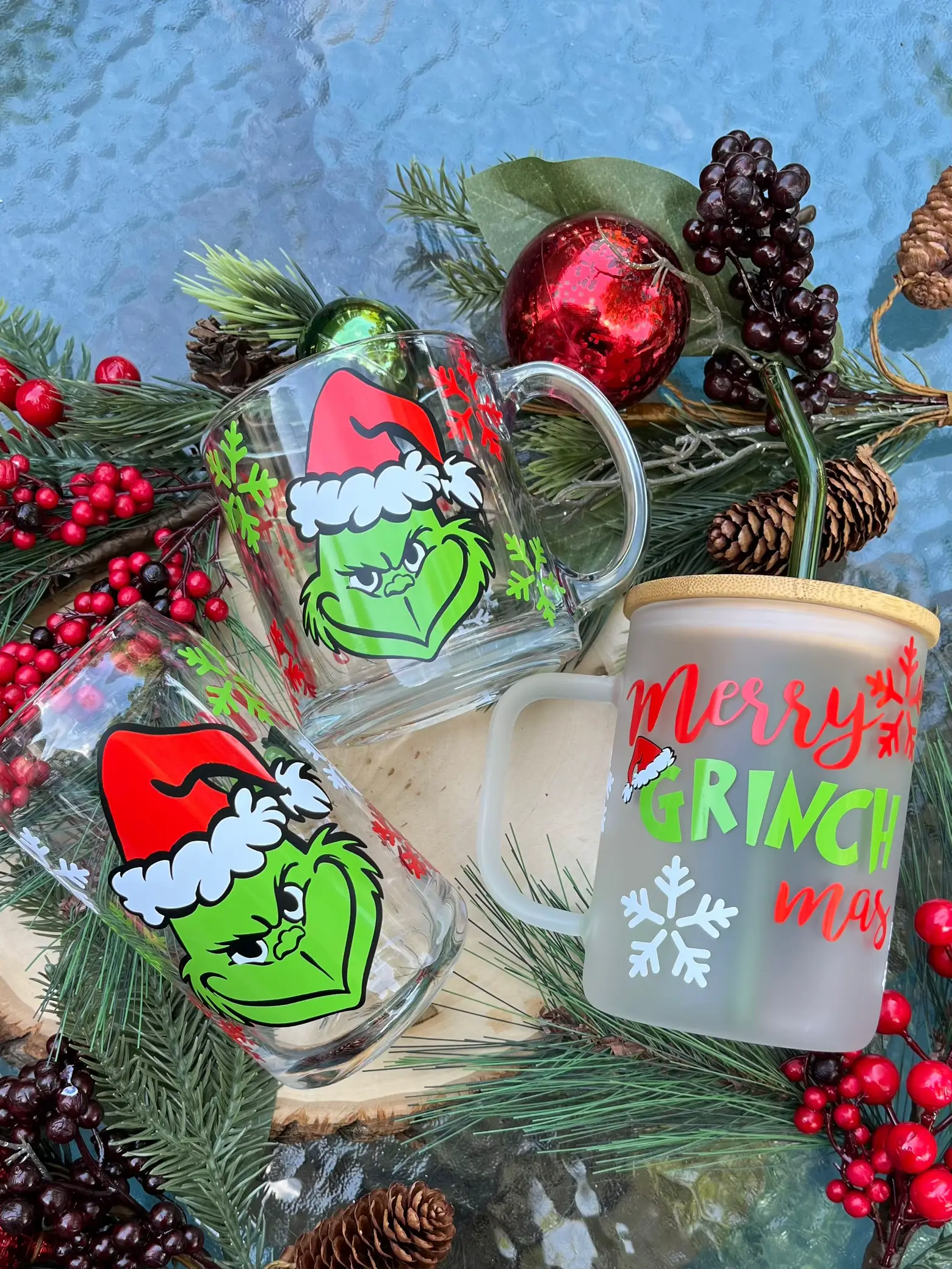 Grinch 12 oz Mug