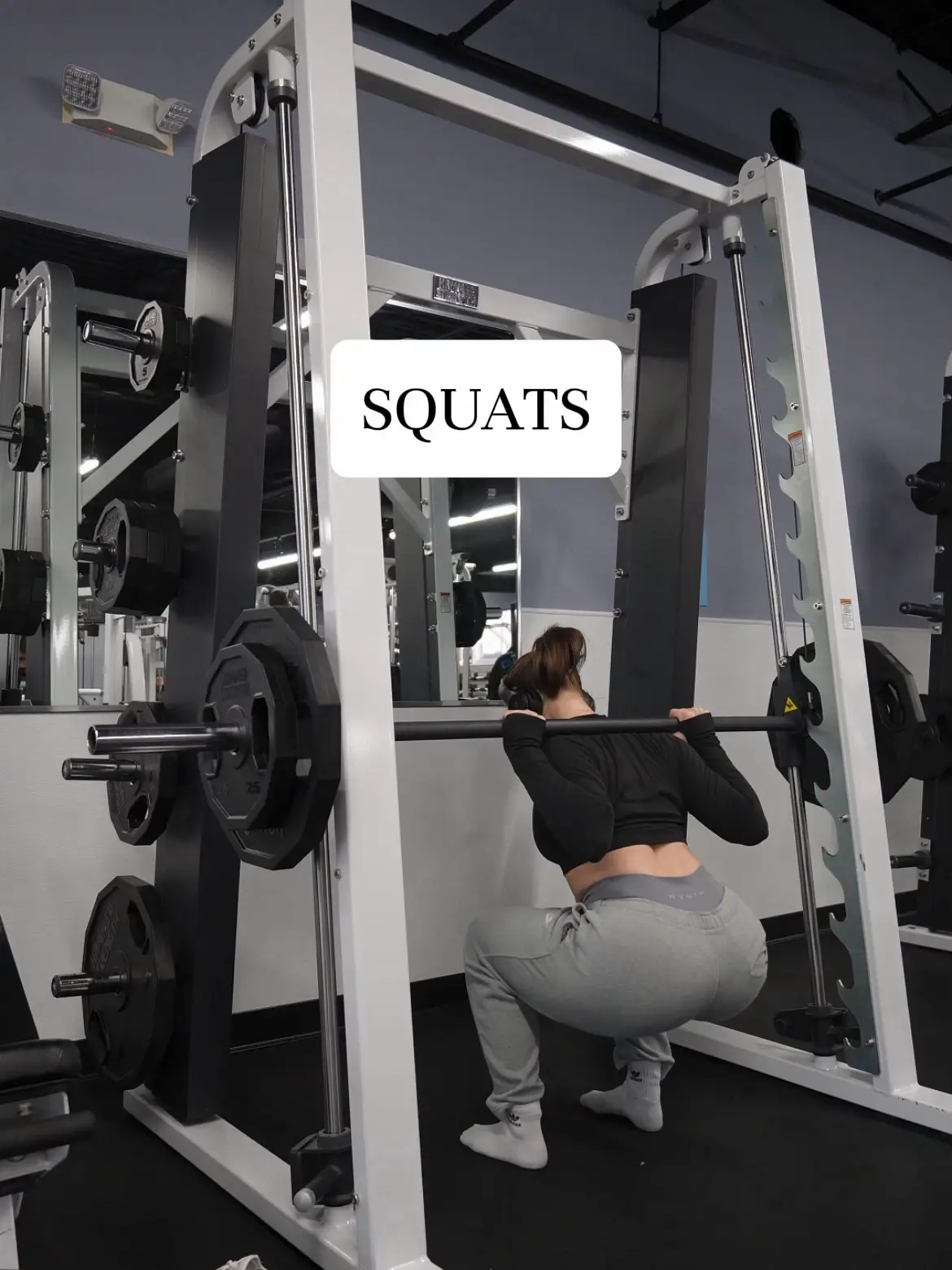 9 Best Smith Machine Glute Exercises (To Grow the Booty) - Robor Fitness