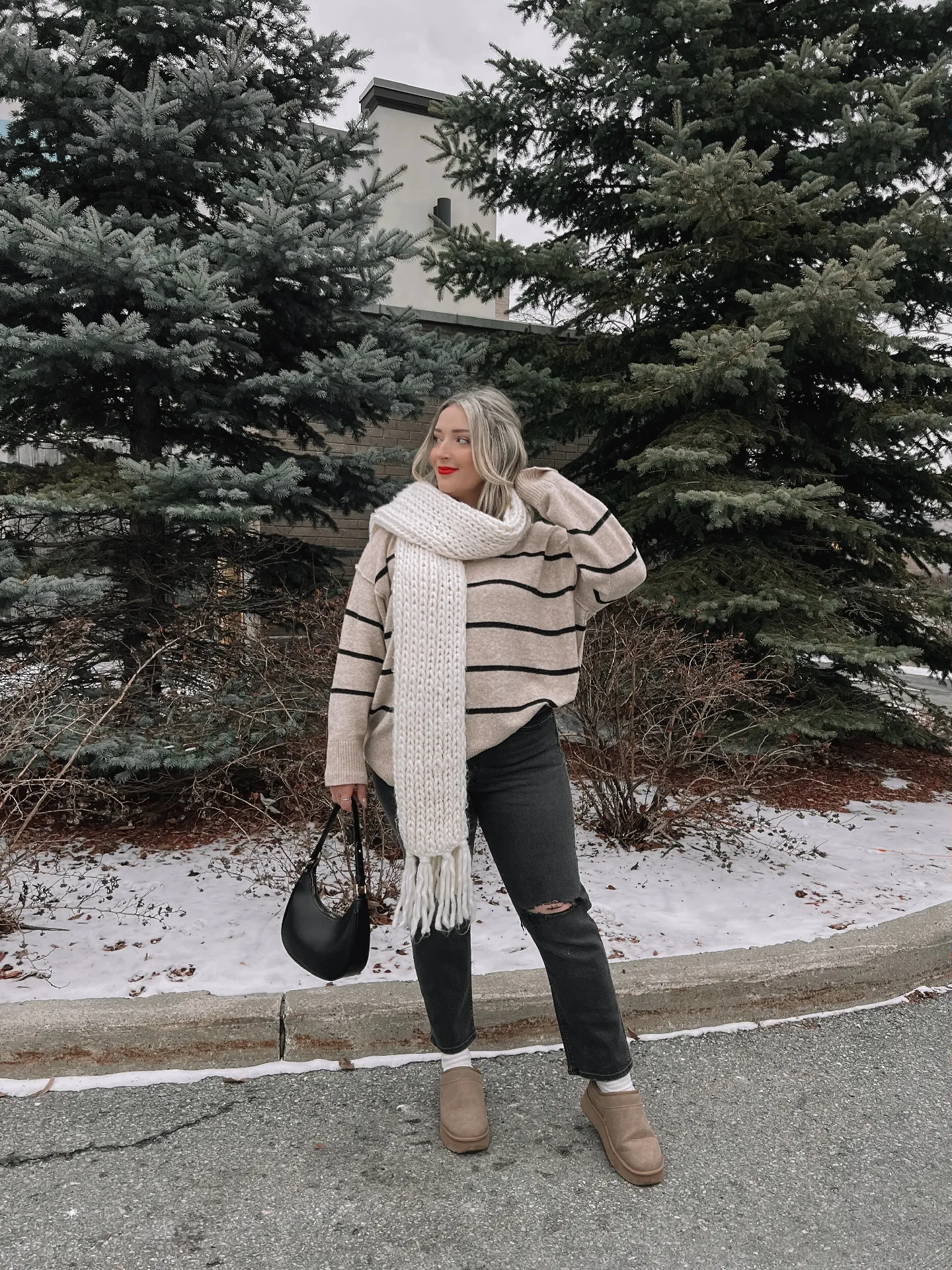 5 Cold Weather Outfits With Scarves - Style 608 by Ashley Anderson