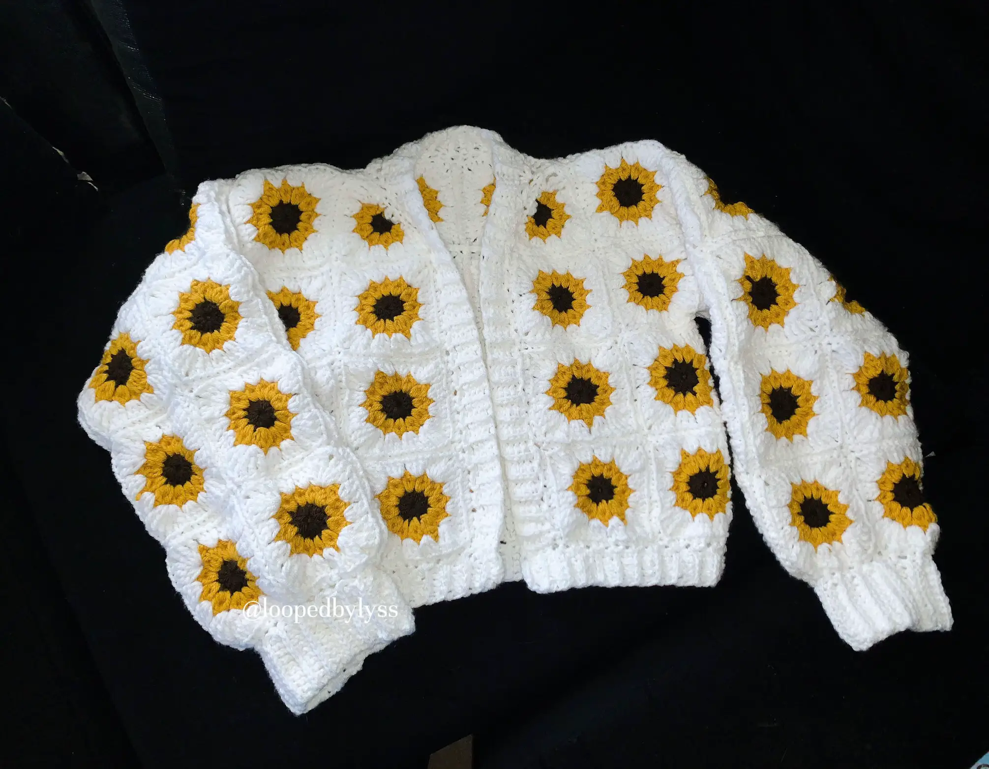 The weekend getaway bikini top free crochet pattern - Jenny & Teddy