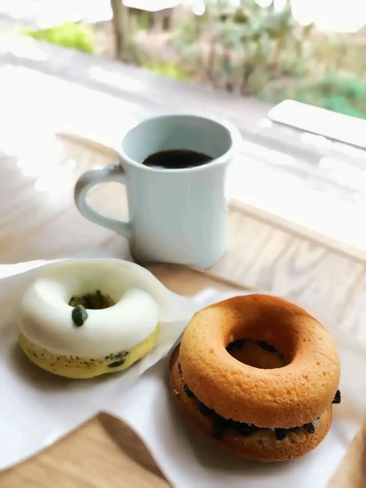 永田町でおいしいドーナツとコーヒーはいかがですか？“ホーカスポーカス” | LemonAKGoGoGoが投稿したフォトブック | Lemon8