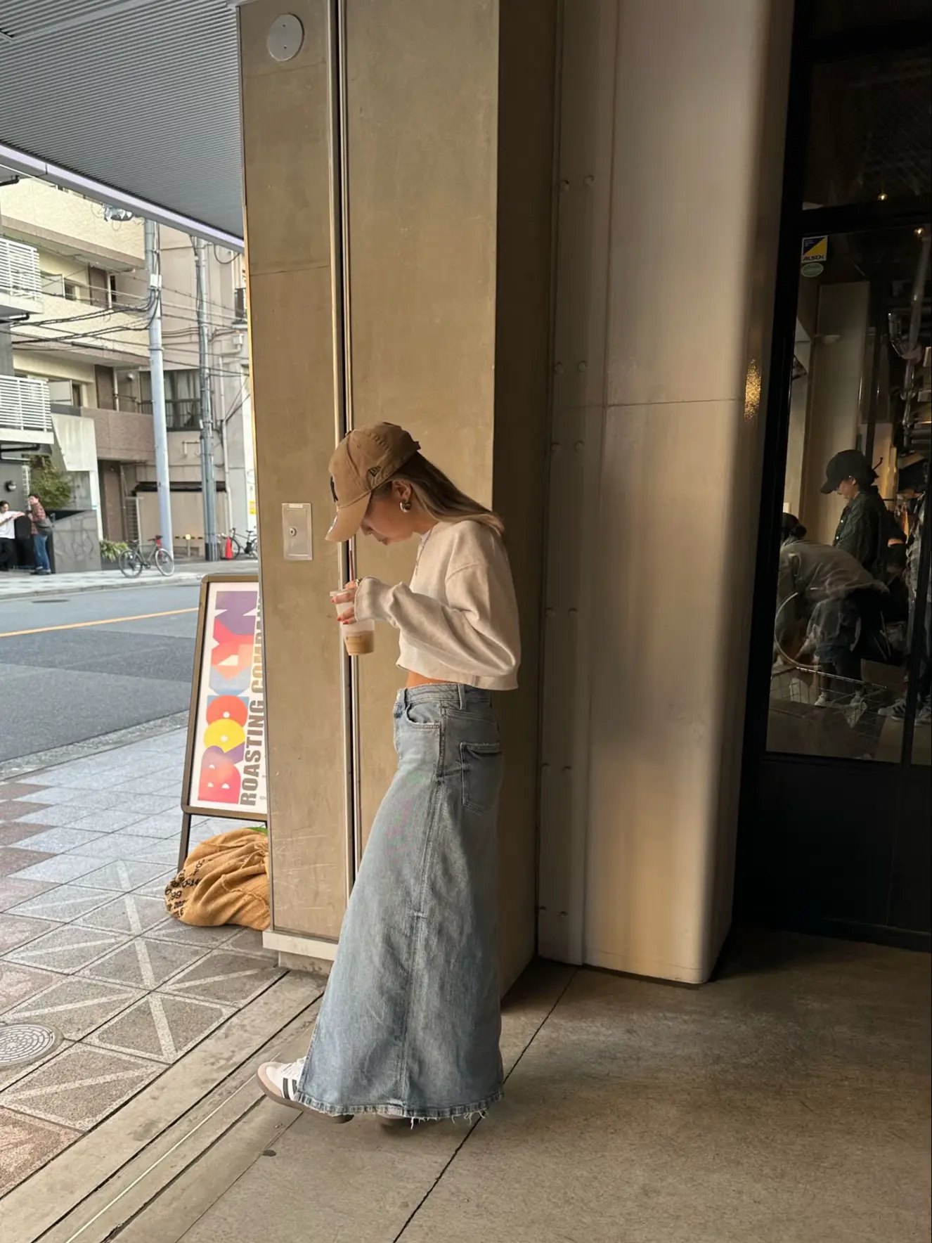 ZARA】デニムスカート×【GU】スウェット | M A H Oが投稿したフォト