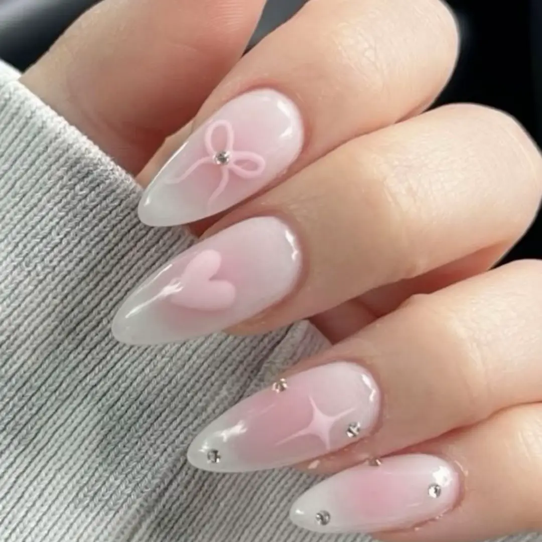 coquette nails with charms｜TikTok Search