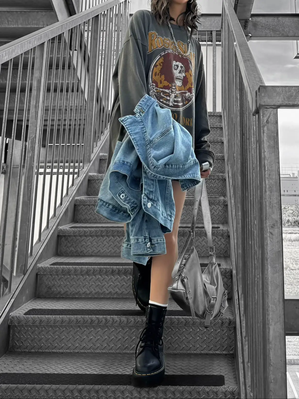 相性💯 バンドtee×DR.MARTENS | 𝓴𝓲-𝓴𝓾が投稿したフォトブック | Lemon8