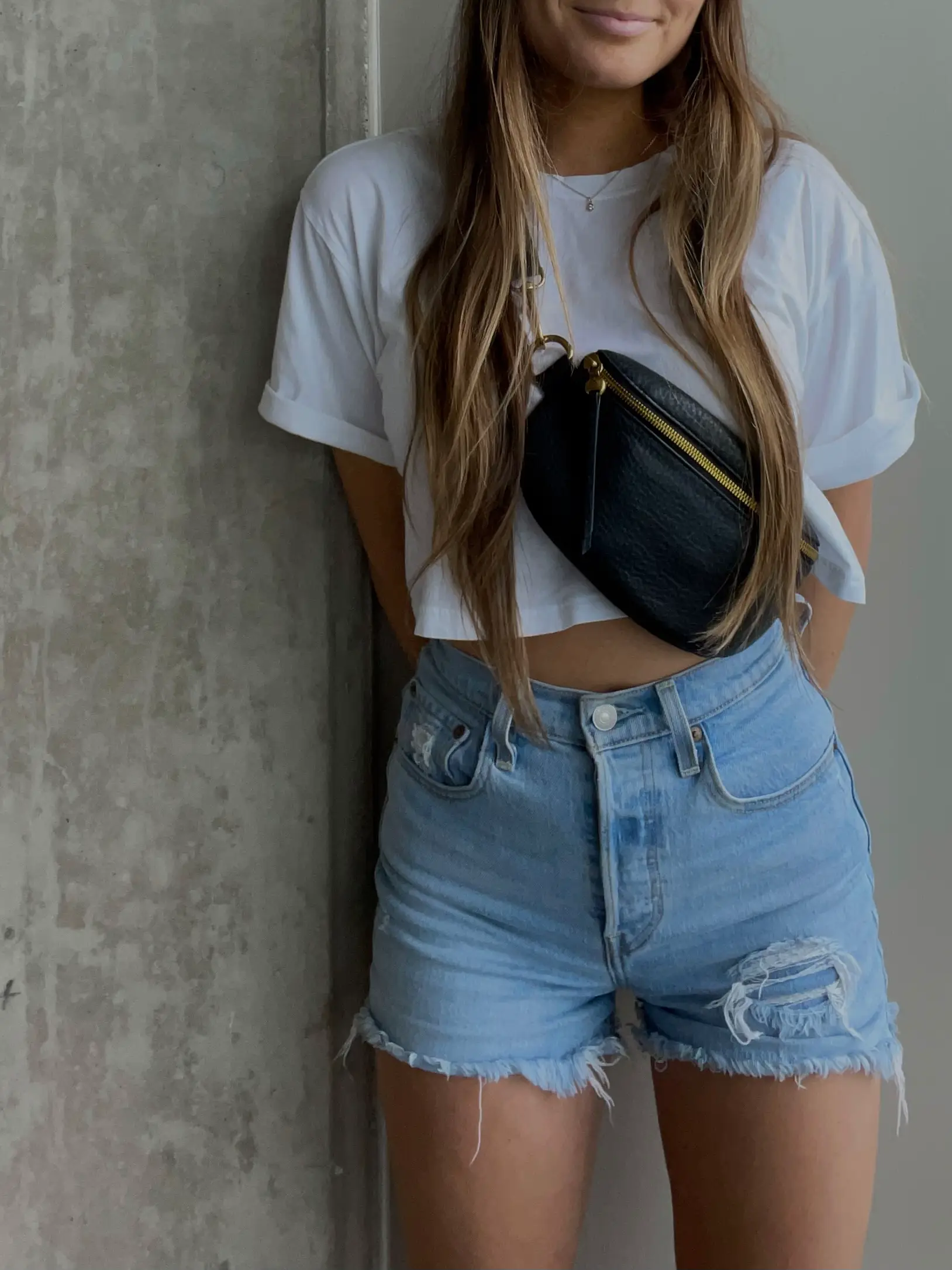 how to style denim shorts 1/5👨👟