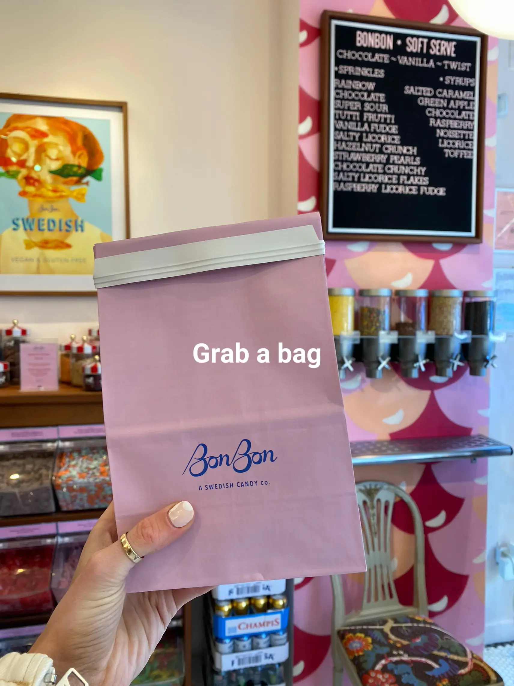 BonBon Holiday Gift Box - Large – BonBon - A Swedish Candy Co