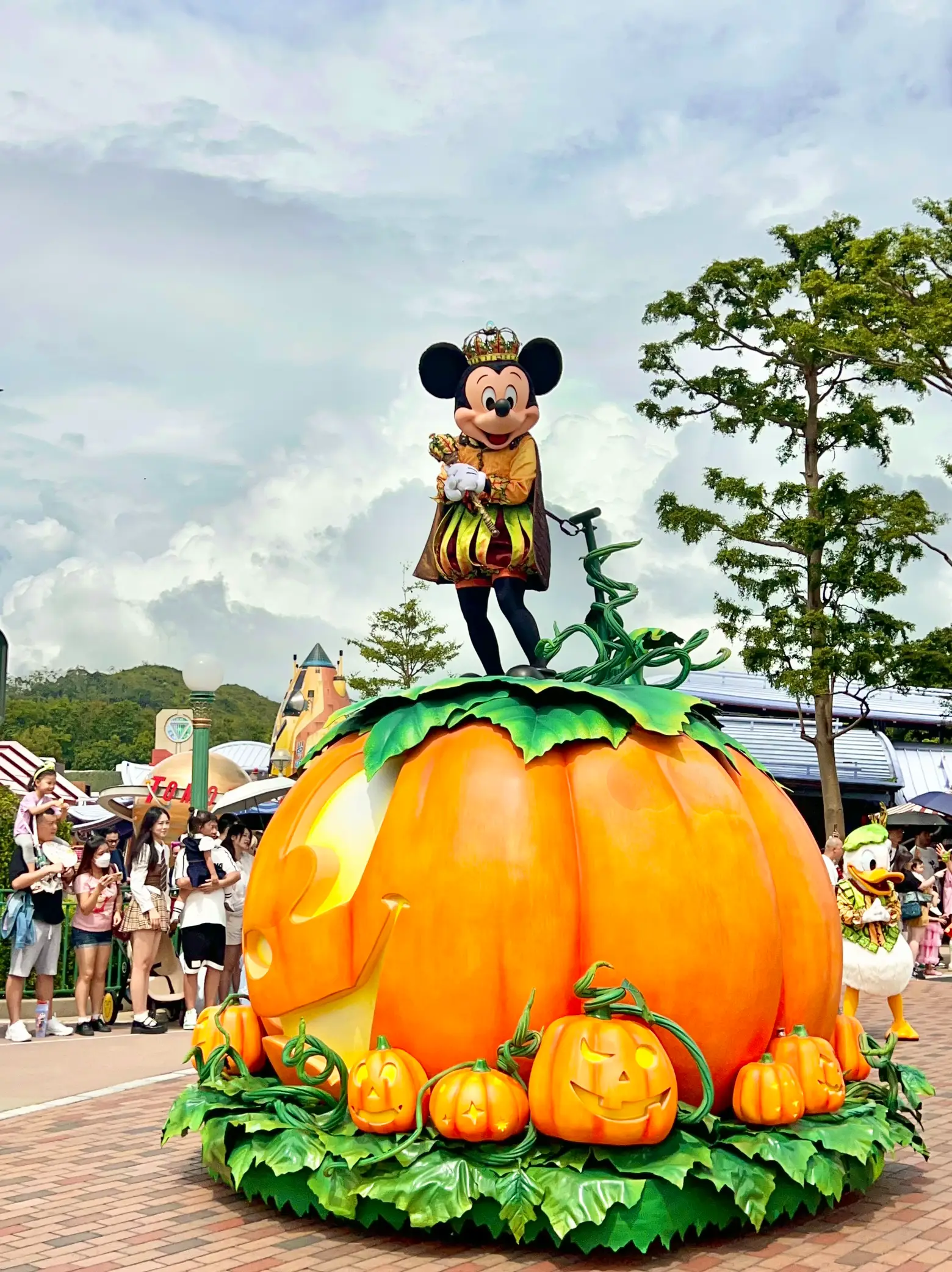 香港ディズニーハロウィン🎃 | 🌈🍭映え活ぐるめ🦄🎀が投稿したフォト