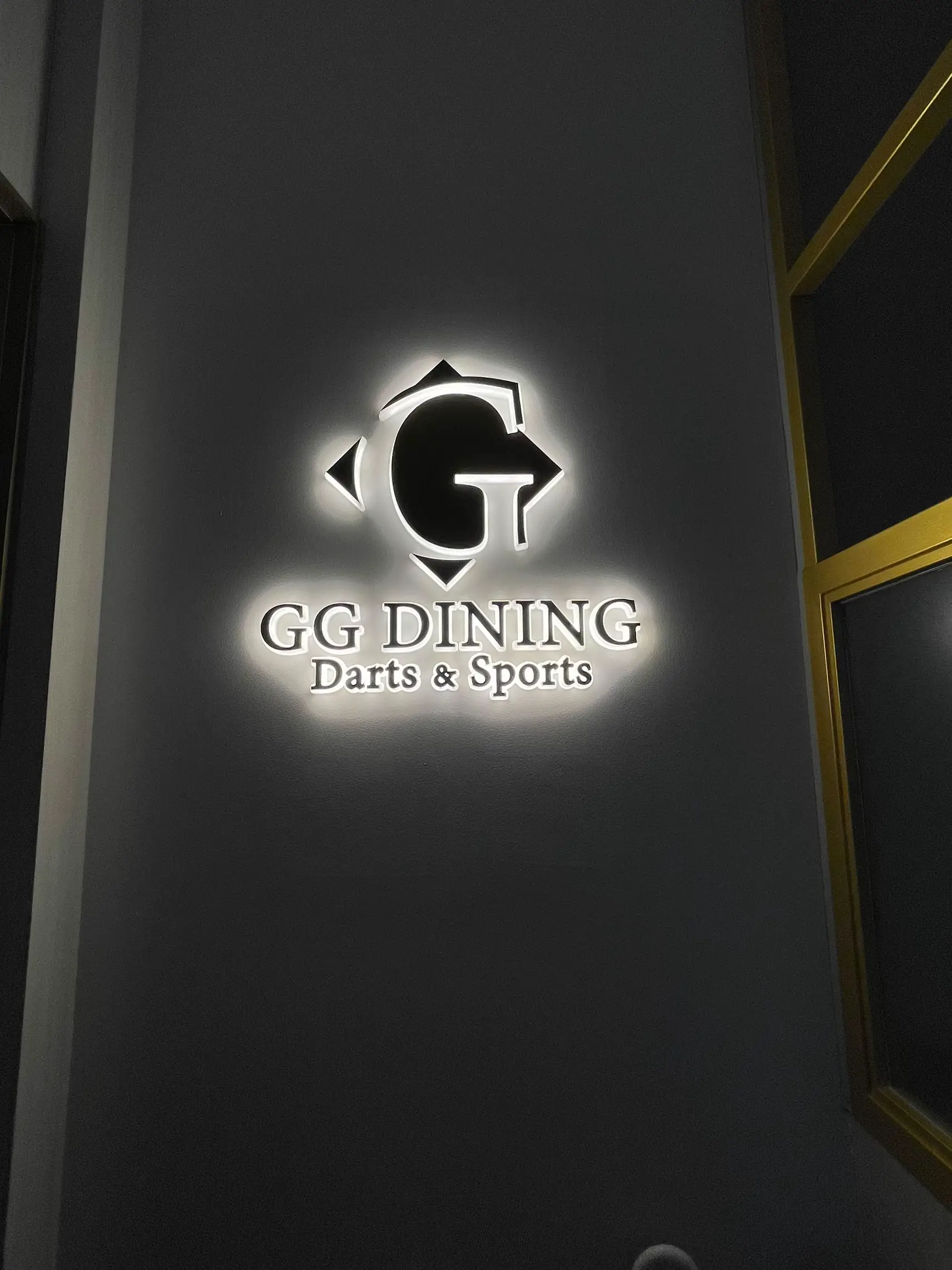 栄 GG Dining Darts & Sportsの画像 (9枚目)