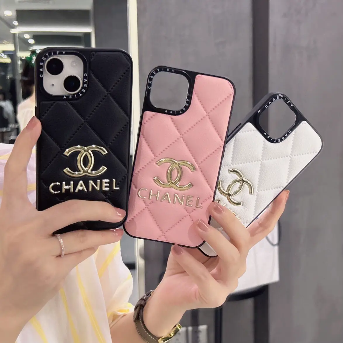 CHANEL #iPhoneケース | 多田 有香が投稿したフォトブック | Lemon8 