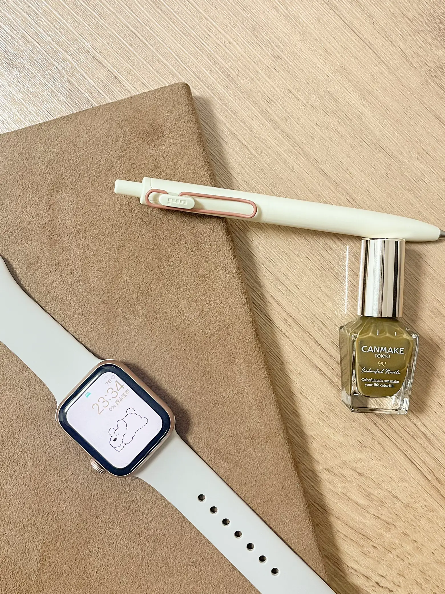 毎日一緒にいるApplewatch | 綿谷るな / 社会人が投稿したフォトブック | Lemon8