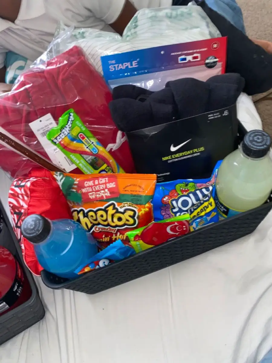 5 Fitness Gift Basket Ideas For Him