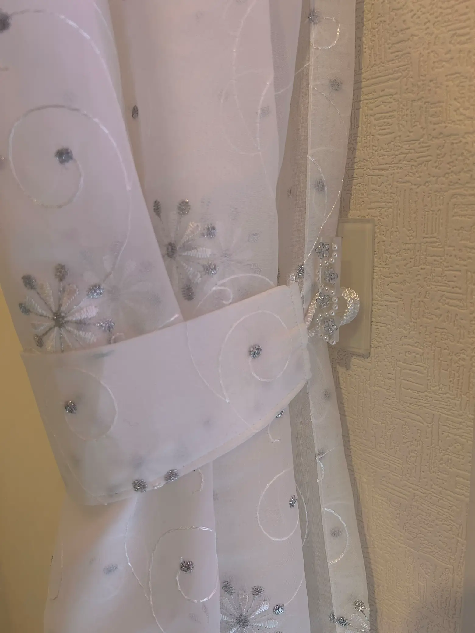 ♥お姫様部屋カーテン ① 吉川ひなのちゃん愛用ブランド カーテン 二ーディック ♥お姫様部屋カーテン ① 吉川ひなのちゃん愛用ブランド