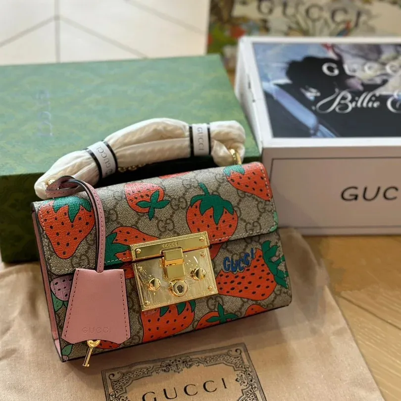 Gucci strawberry shoulder bag hot sale