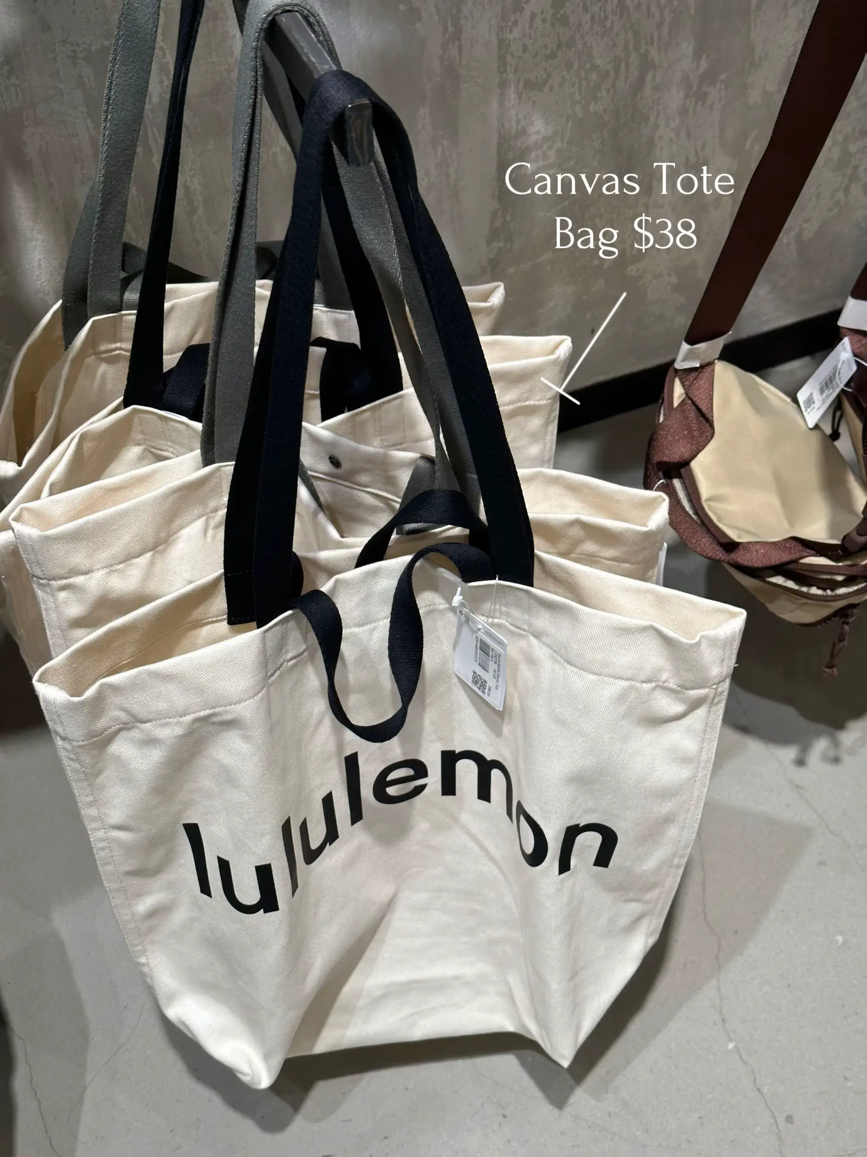 Daily Multi-Pocket Lululemon Canvas Tote Bag 20L