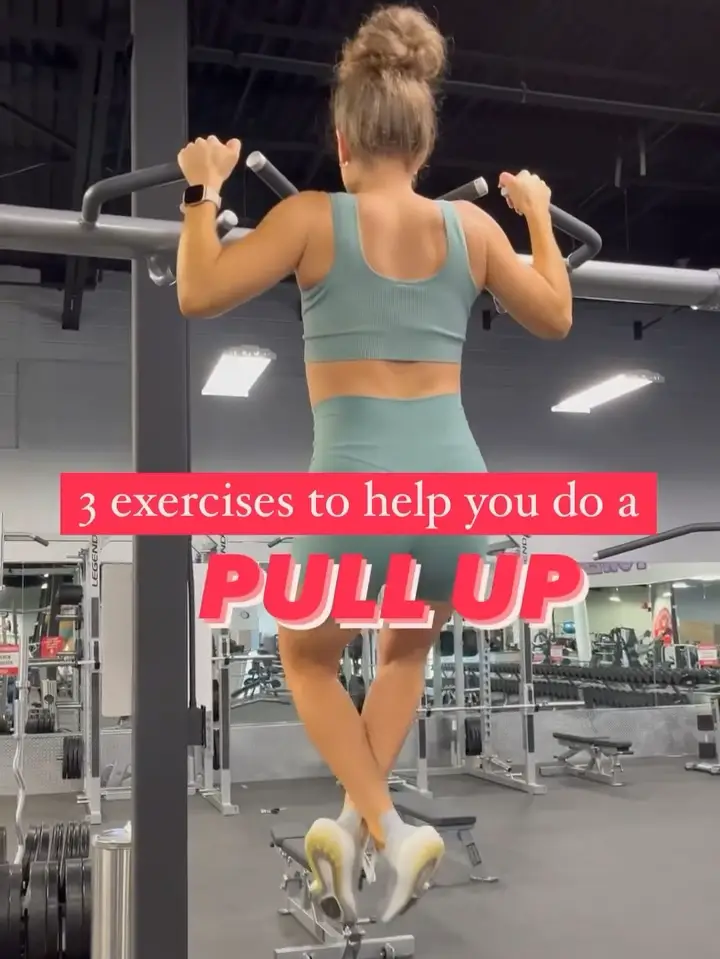 TIRED of struggling to do a pull-up? 🏋️‍♀️ Seated pull-ups are a gr