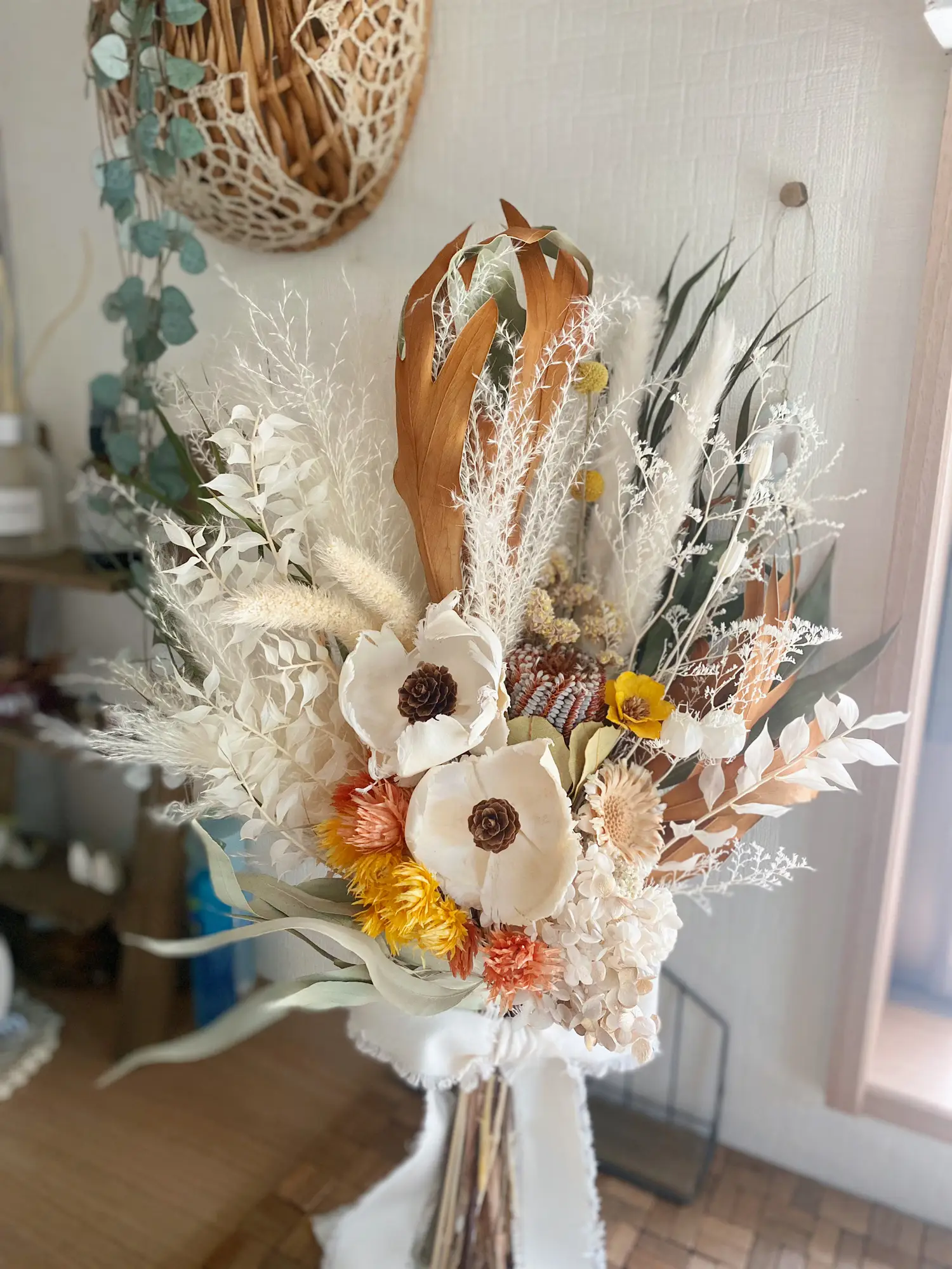 ドライフラワースワッグ 流木ドライフラワーガーランド