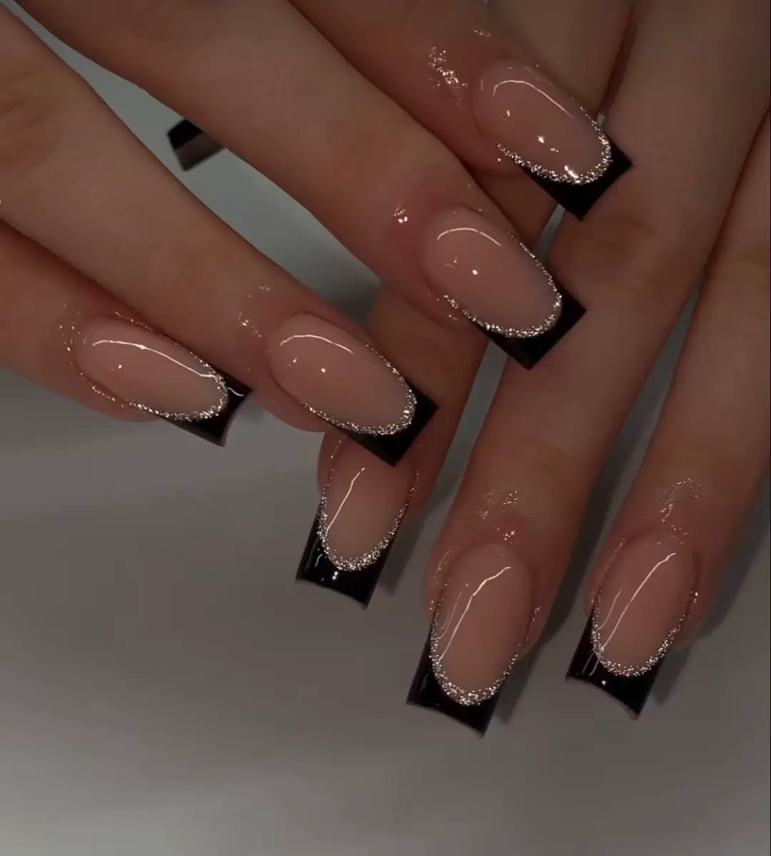 Short Nail Inspo Gallery posted by Risa Lemon8