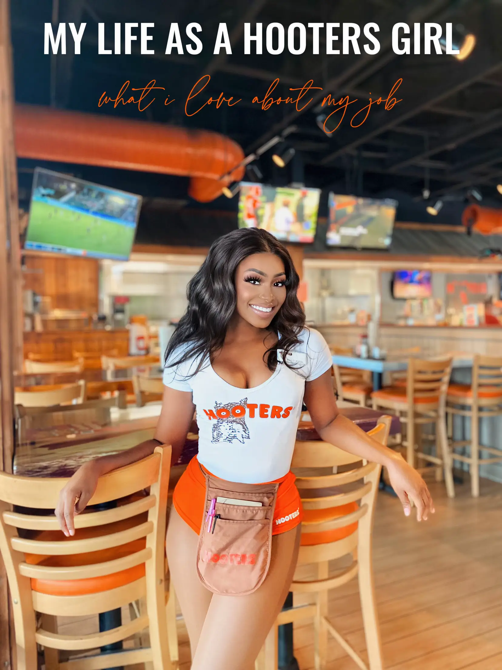 Who love a white woman with blonde hair and double d cup titties at  hooters? : r/hooters