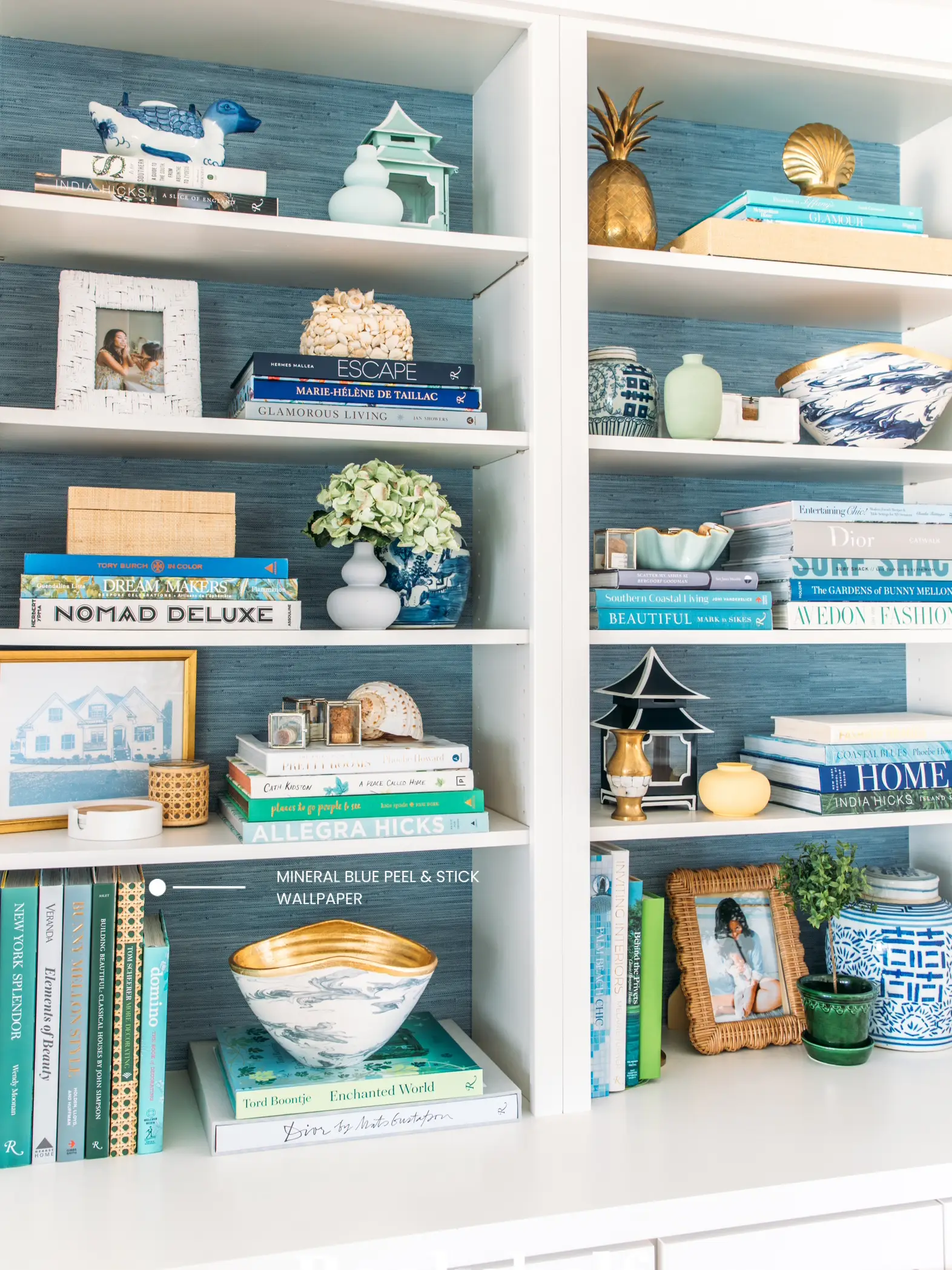 SWIPE FOR SHELFIE DECOR