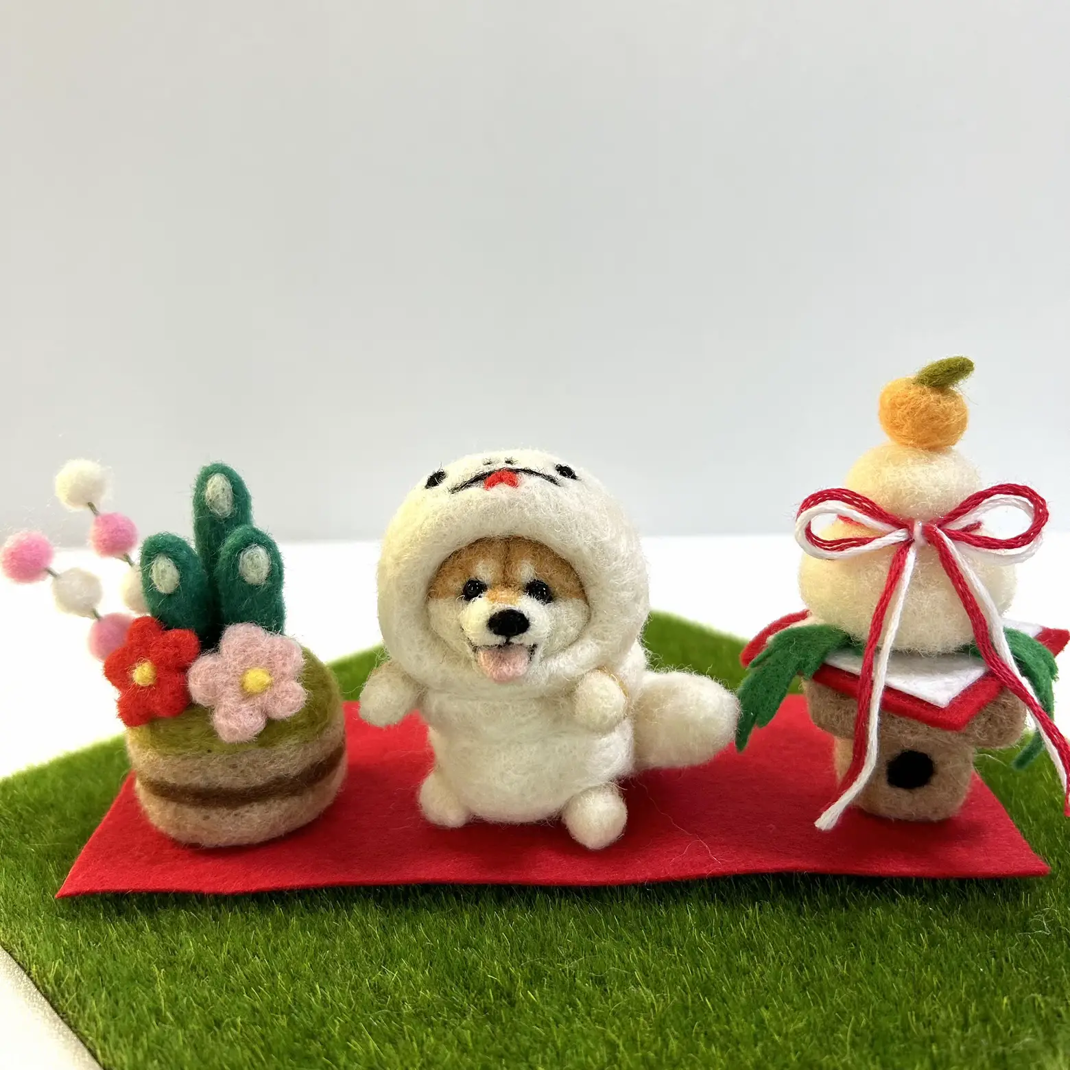 猫ちゃん🐈柴ちゃん🐕お正月飾り🎍 | mofucoroが投稿したフォトブック | Lemon8