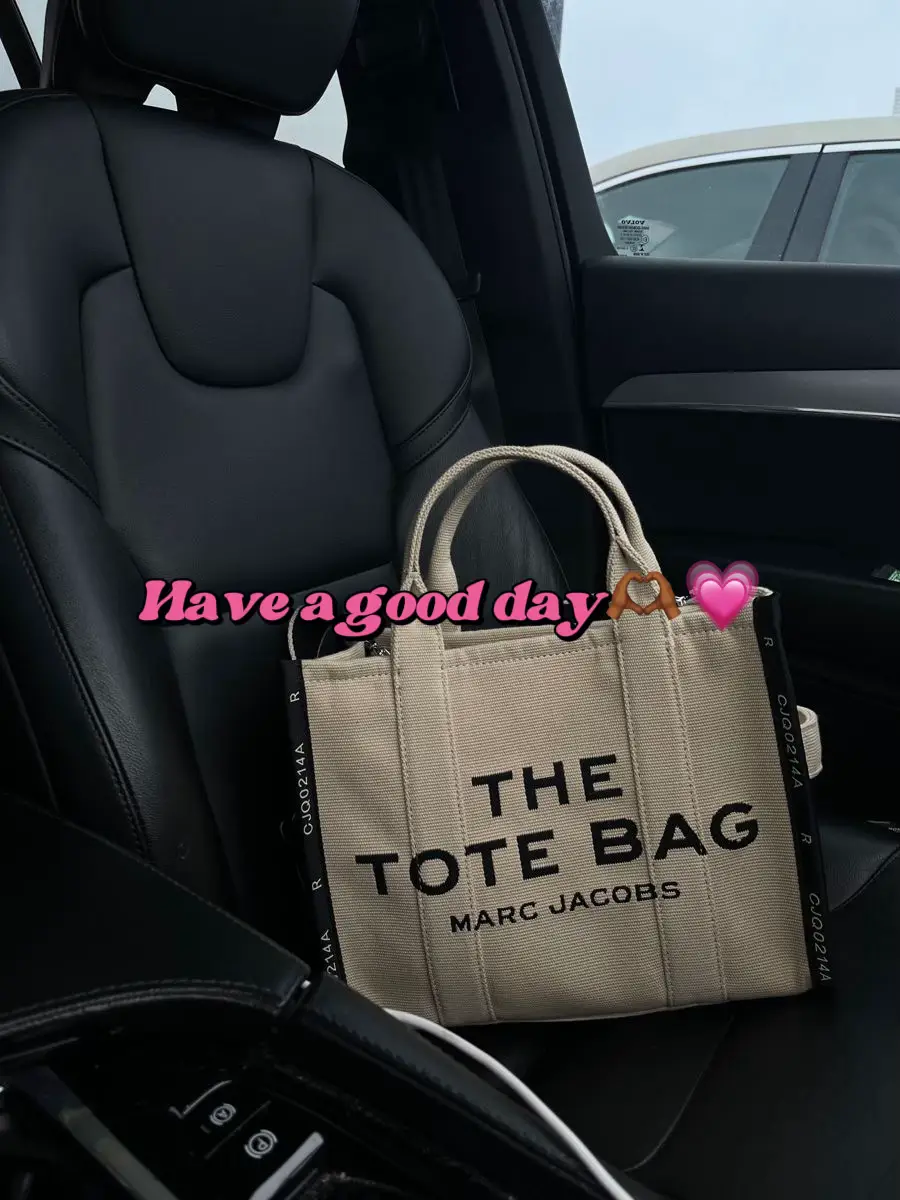 Marc Jacobs The Tote Bag  Prime Day Sale 2023