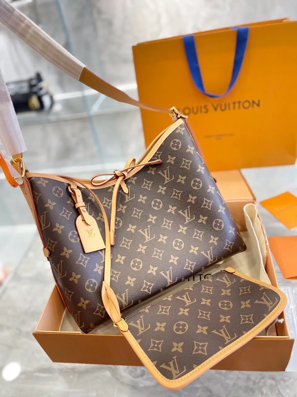 Louis Vuitton Carryall PM, Gallery posted by Marina