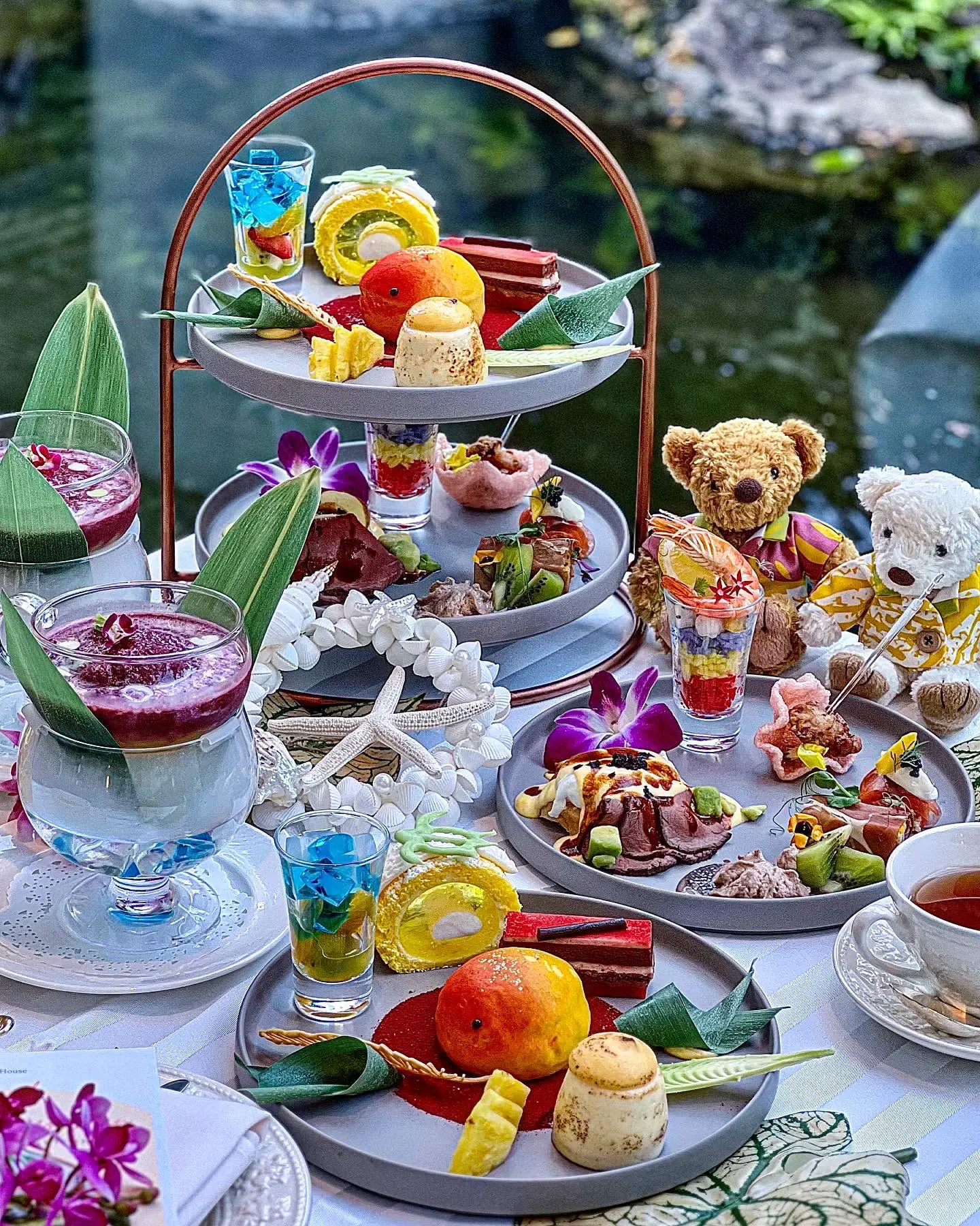 ビレロイ＆ボッホ トイズデライト トレイスタンド ケーキスタンド