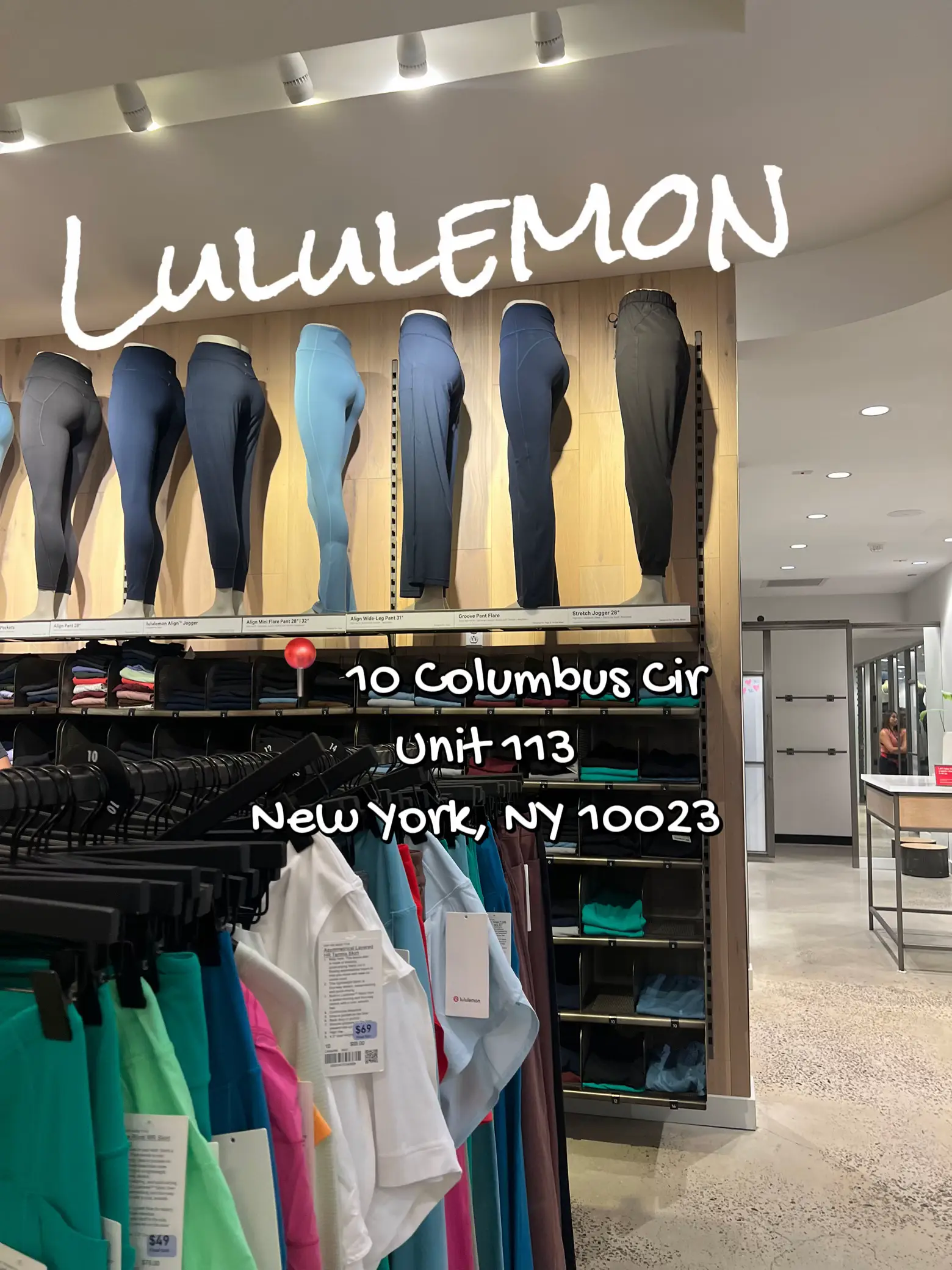 lululemon align wide leg pant 31” color is like a - Depop