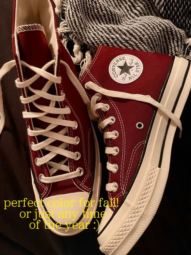 Converse shoes hotsell maroon color