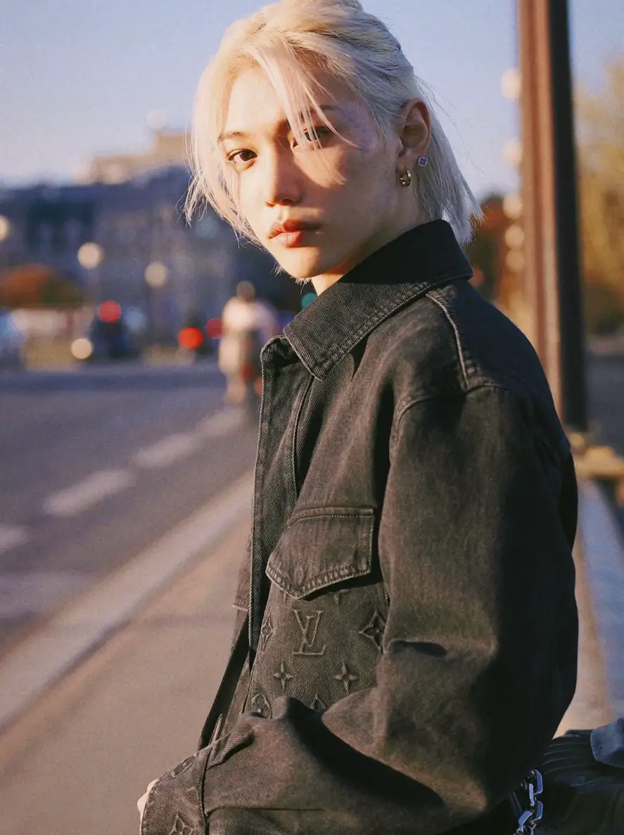 felix in Paris | JK Shopが投稿したフォトブック | Lemon8