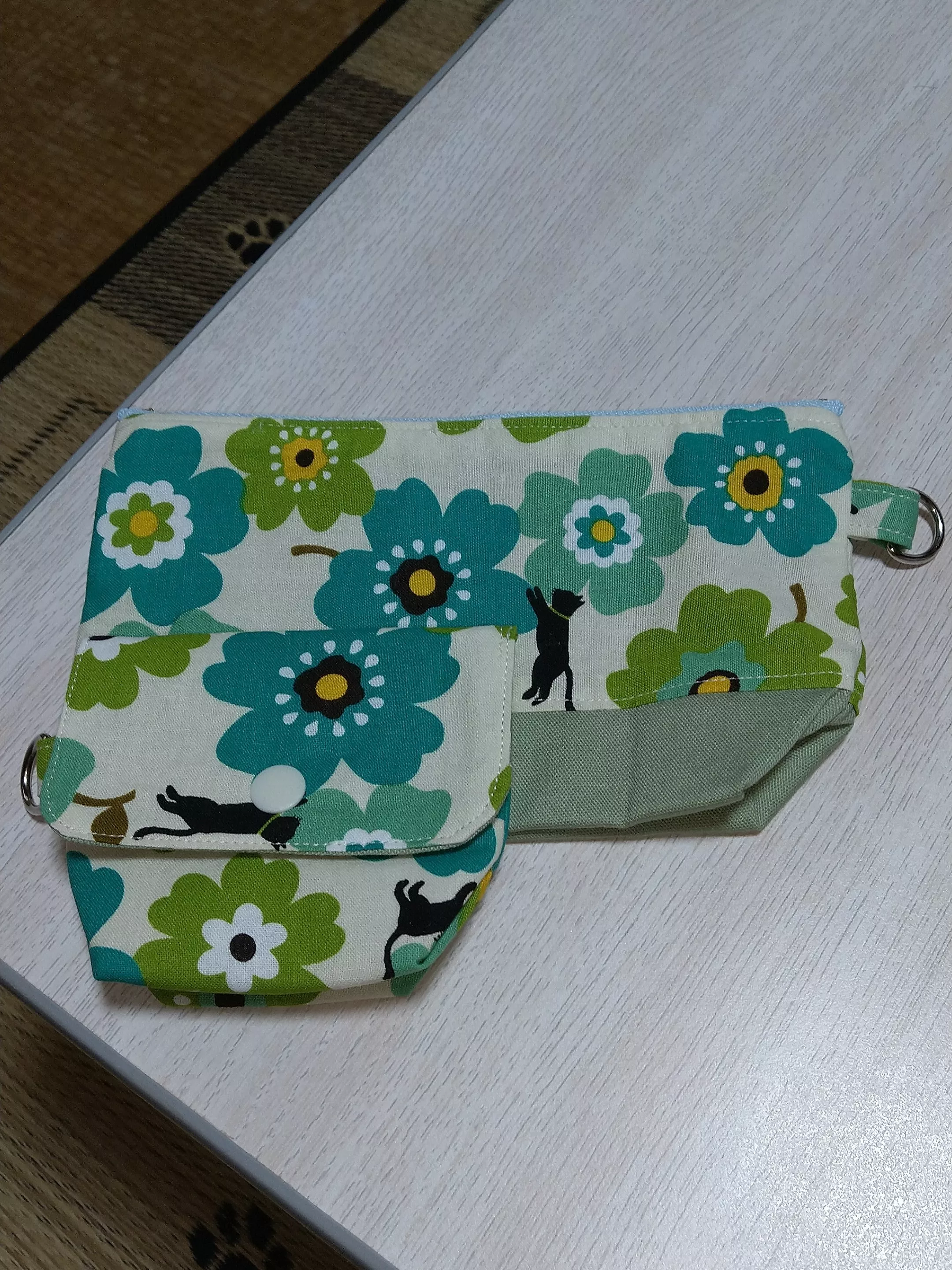 ネコちゃん花がらポーチとミニポーチ🐱🏵️ミシンで手作り | 手仕事  