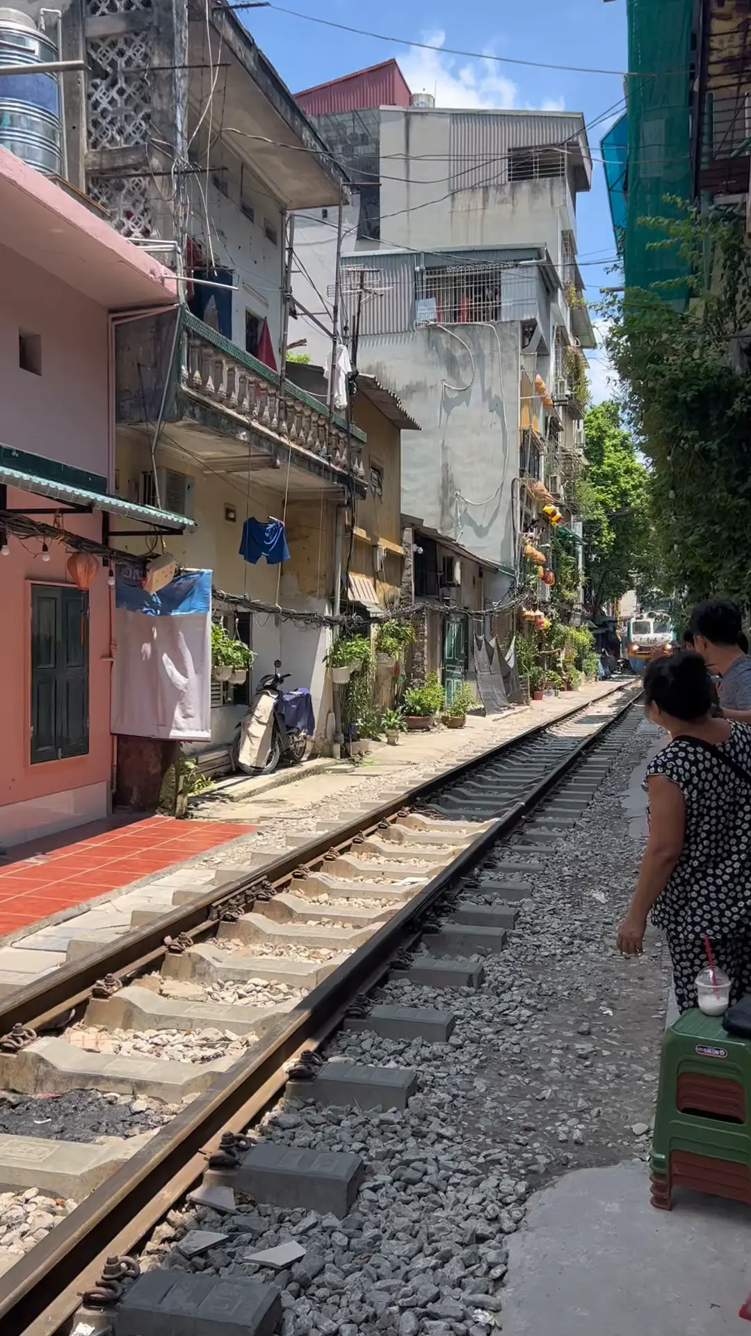 ベトナム🇻🇳ハノイ旅行✈️トレインストリート🚃