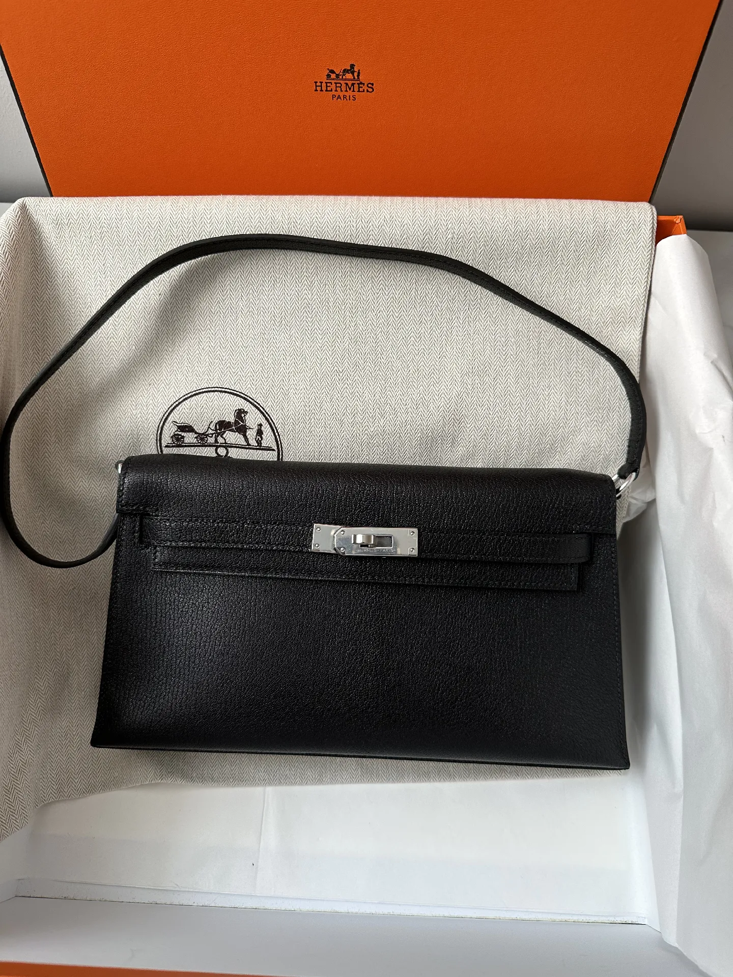 Hermes So Black Kelly Pochette Handmade Bag
