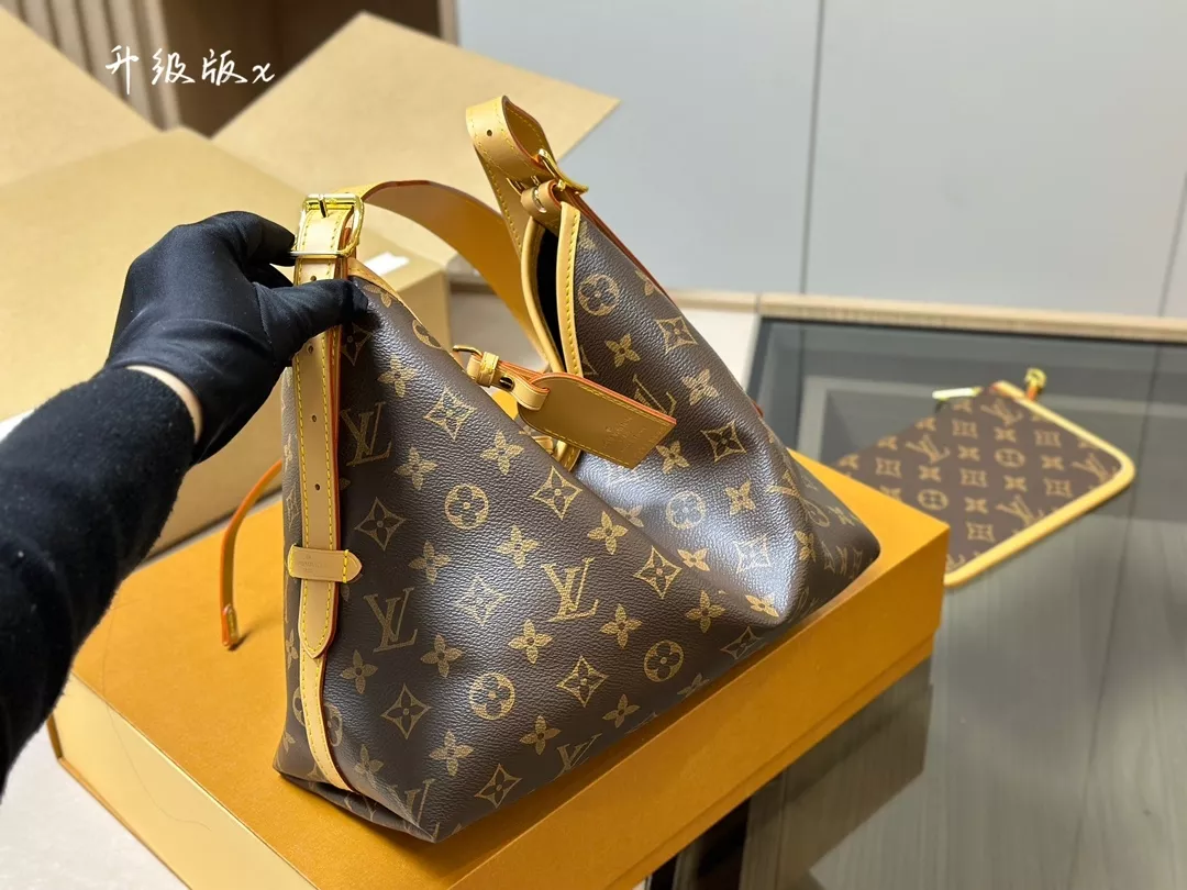 LOUIS VUITTON | Juliaが投稿したフォトブック | Lemon8