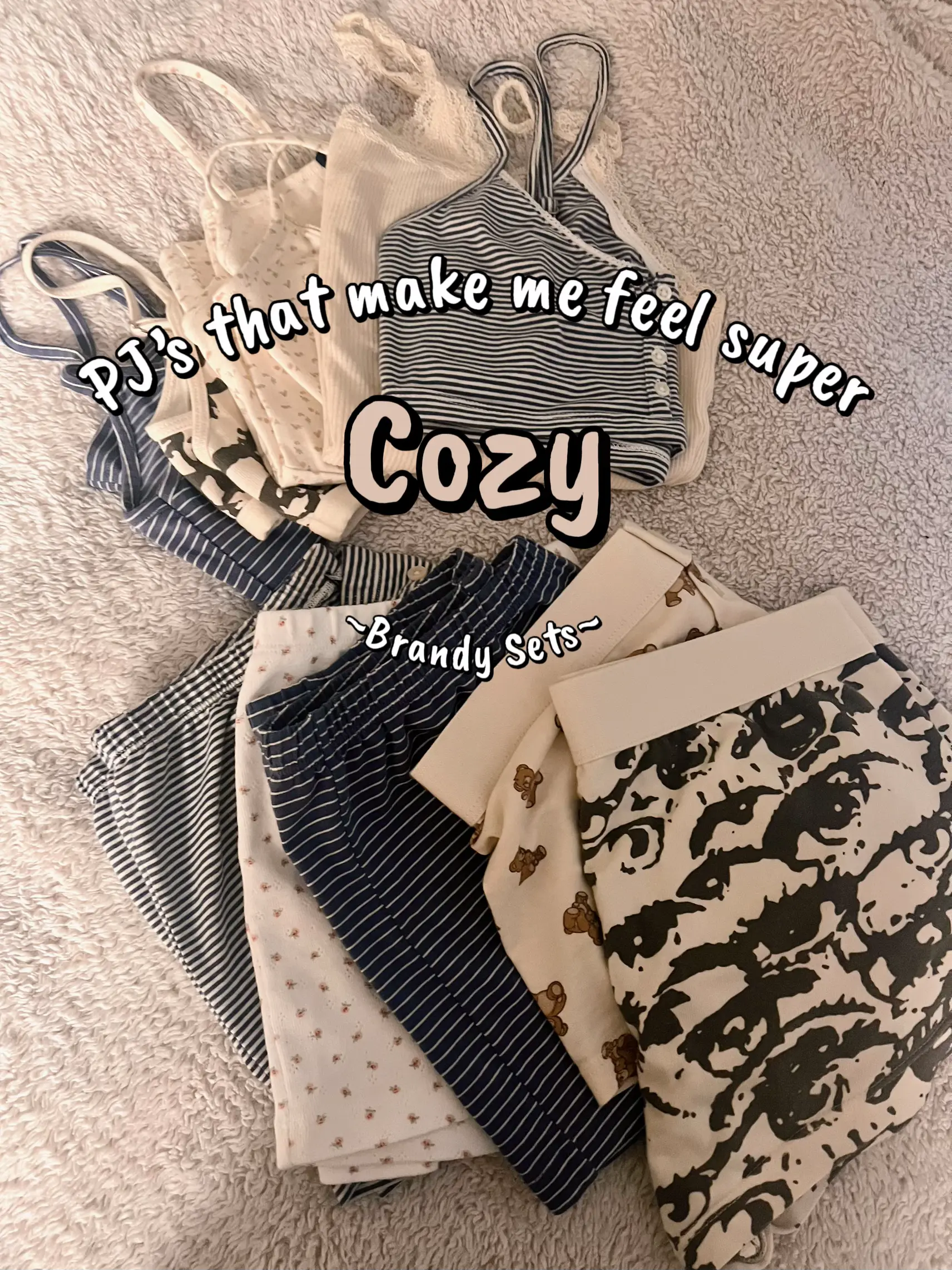 Colsie brand medium cozy heart pajama set