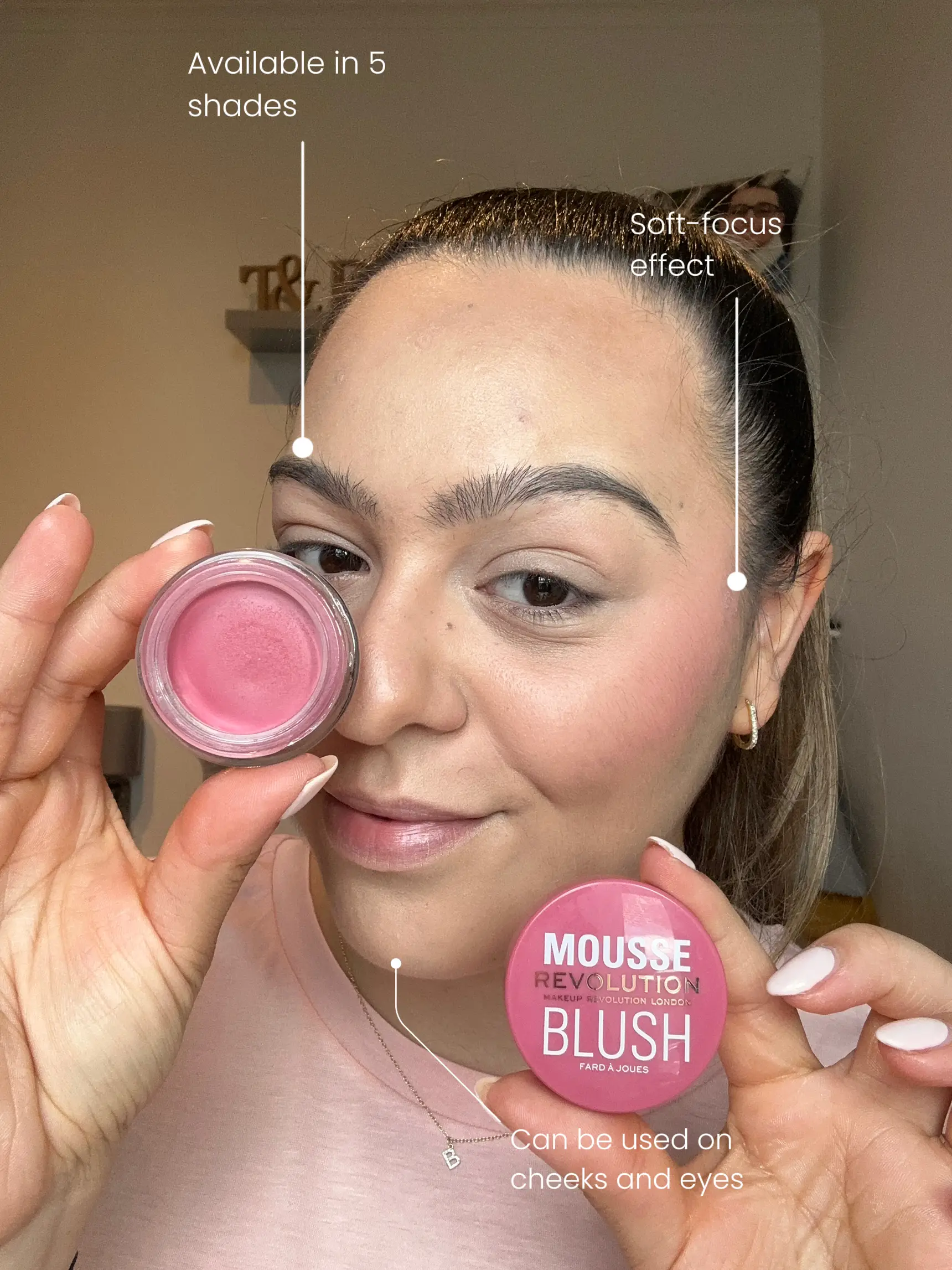 Buy Revolution - Mousse Blush - Squeeze Me Soft Pink