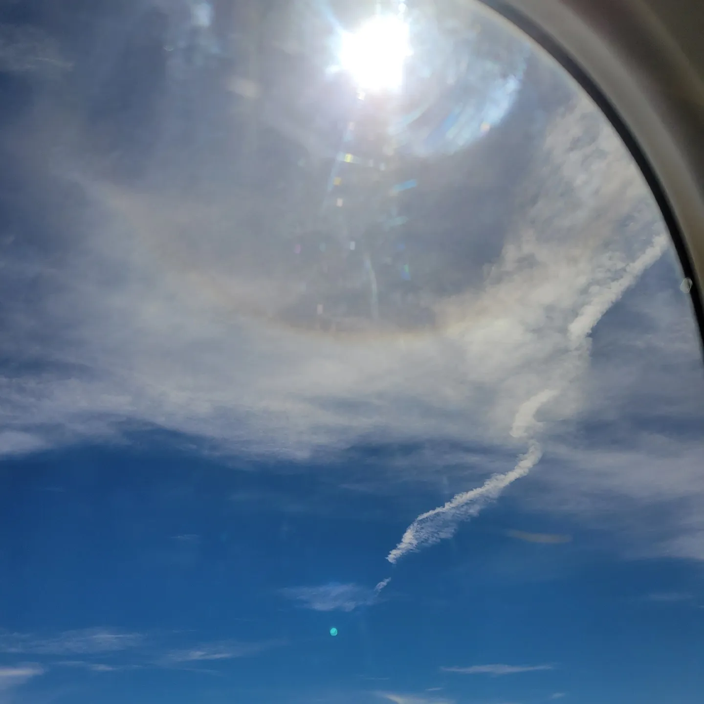 出雲大社前鳳凰雲と稲佐の浜と飛行機より出雲上空に龍神様降臨