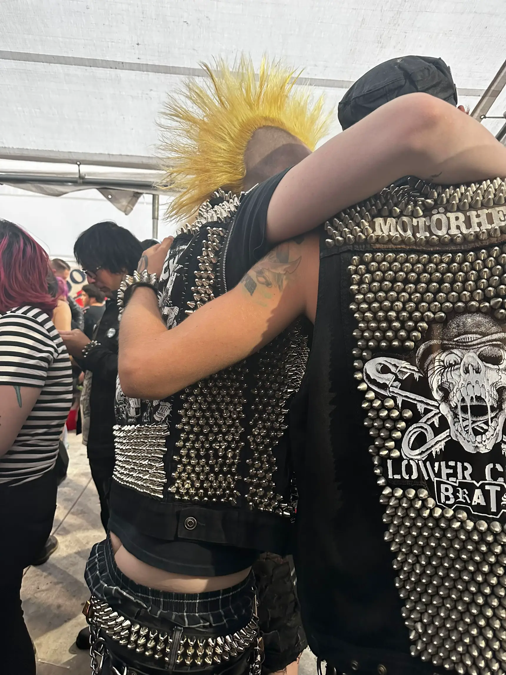 スロイジ - Lemon8 Search